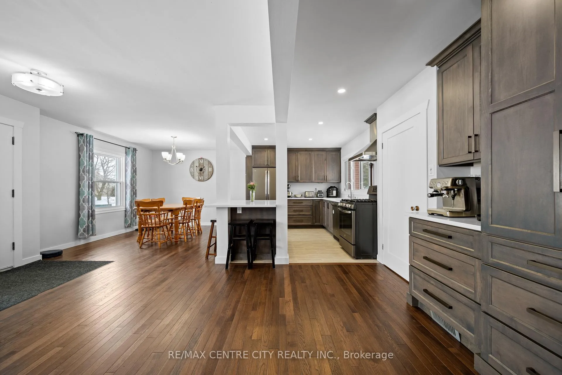 Photo 11 of 120 Rutherford Avenue, Aylmer — HOMEH