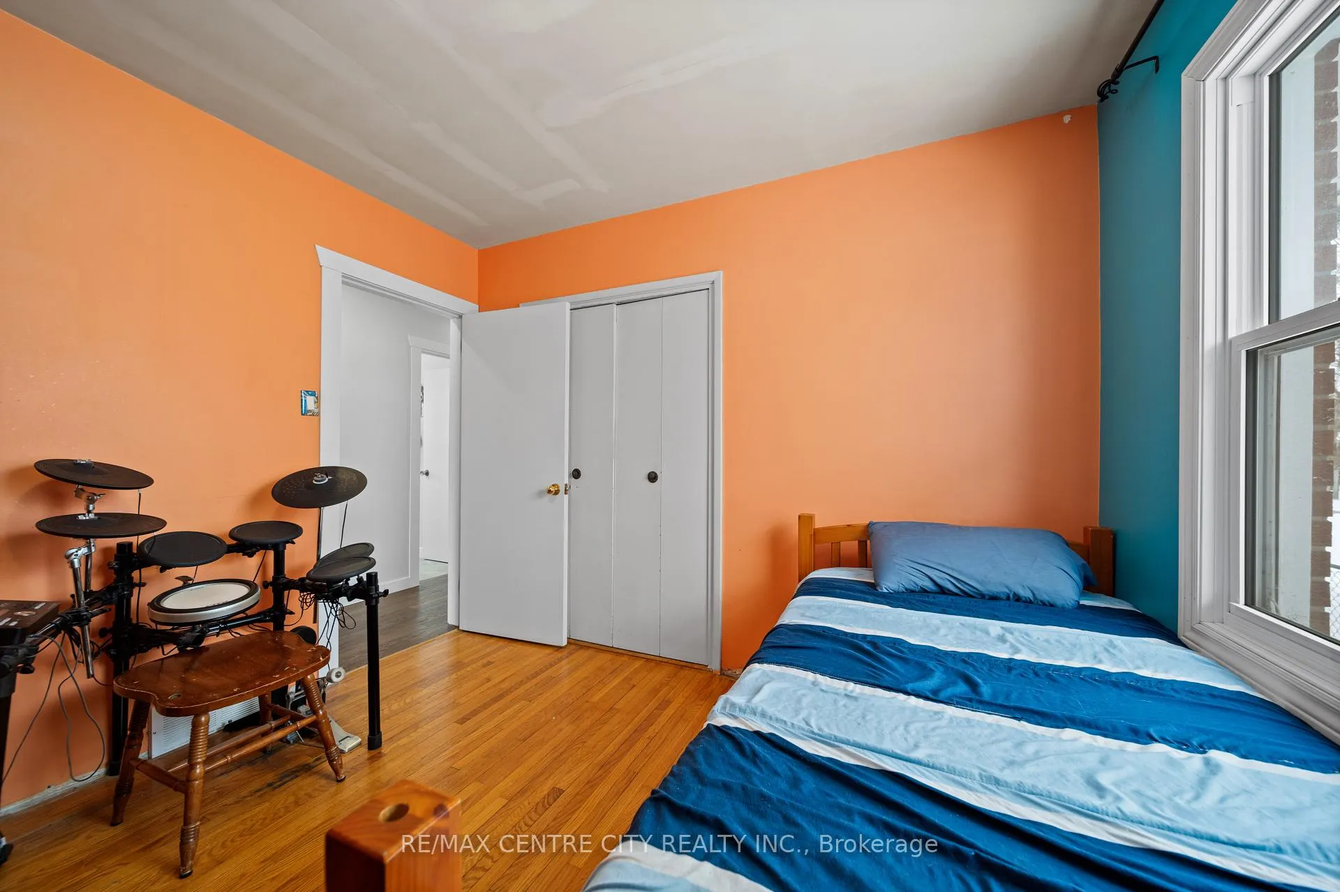 Photo 21 of 120 Rutherford Avenue, Aylmer — HOMEH