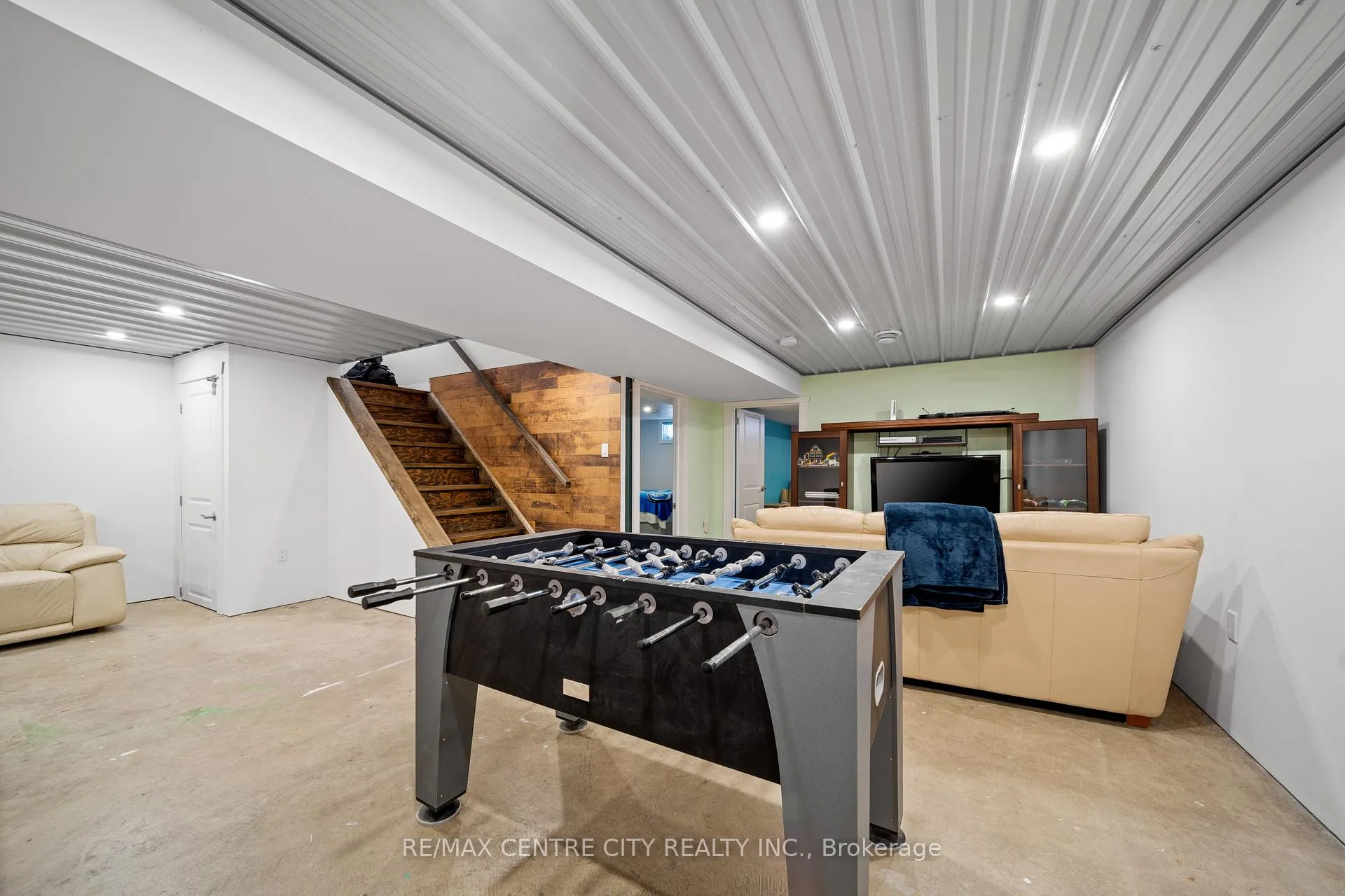 Photo 38 of 120 Rutherford Avenue, Aylmer — HOMEH