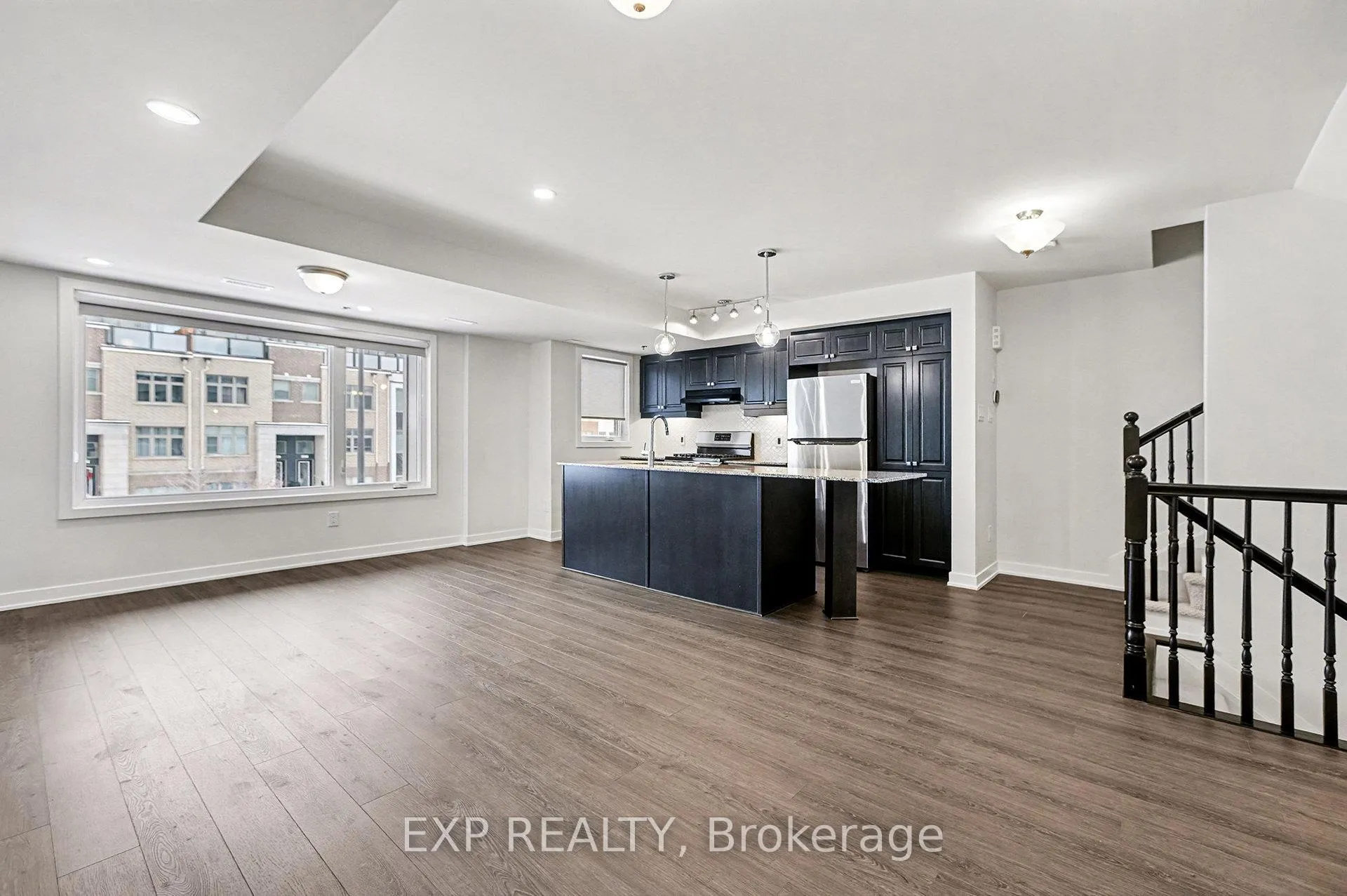 Photo 5 of 770 Mikinak Road, Ottawa, CFB Rockcliffe and Area — HOMEH