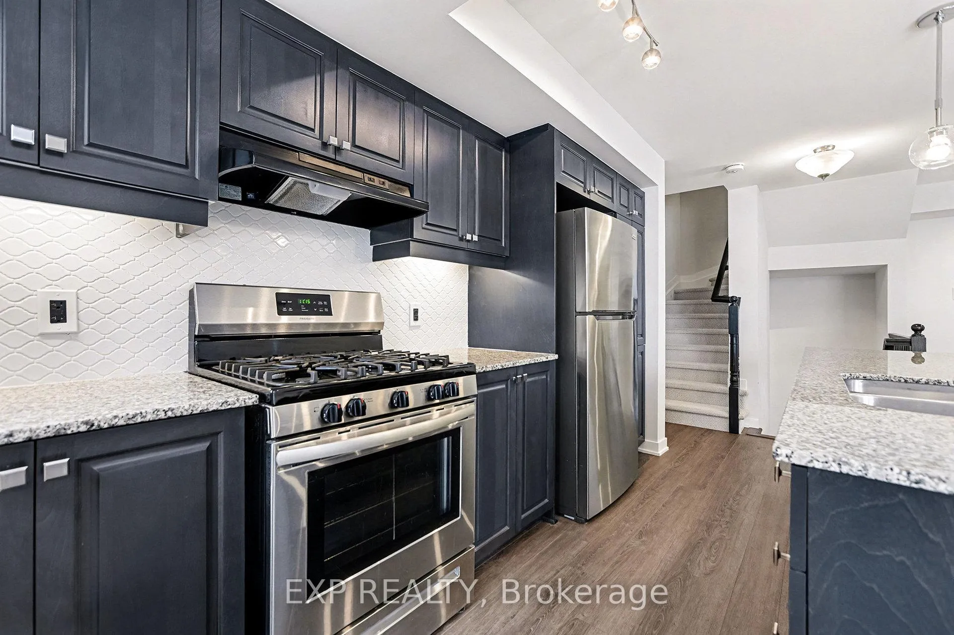 Photo 6 of 770 Mikinak Road, Ottawa, CFB Rockcliffe and Area — HOMEH