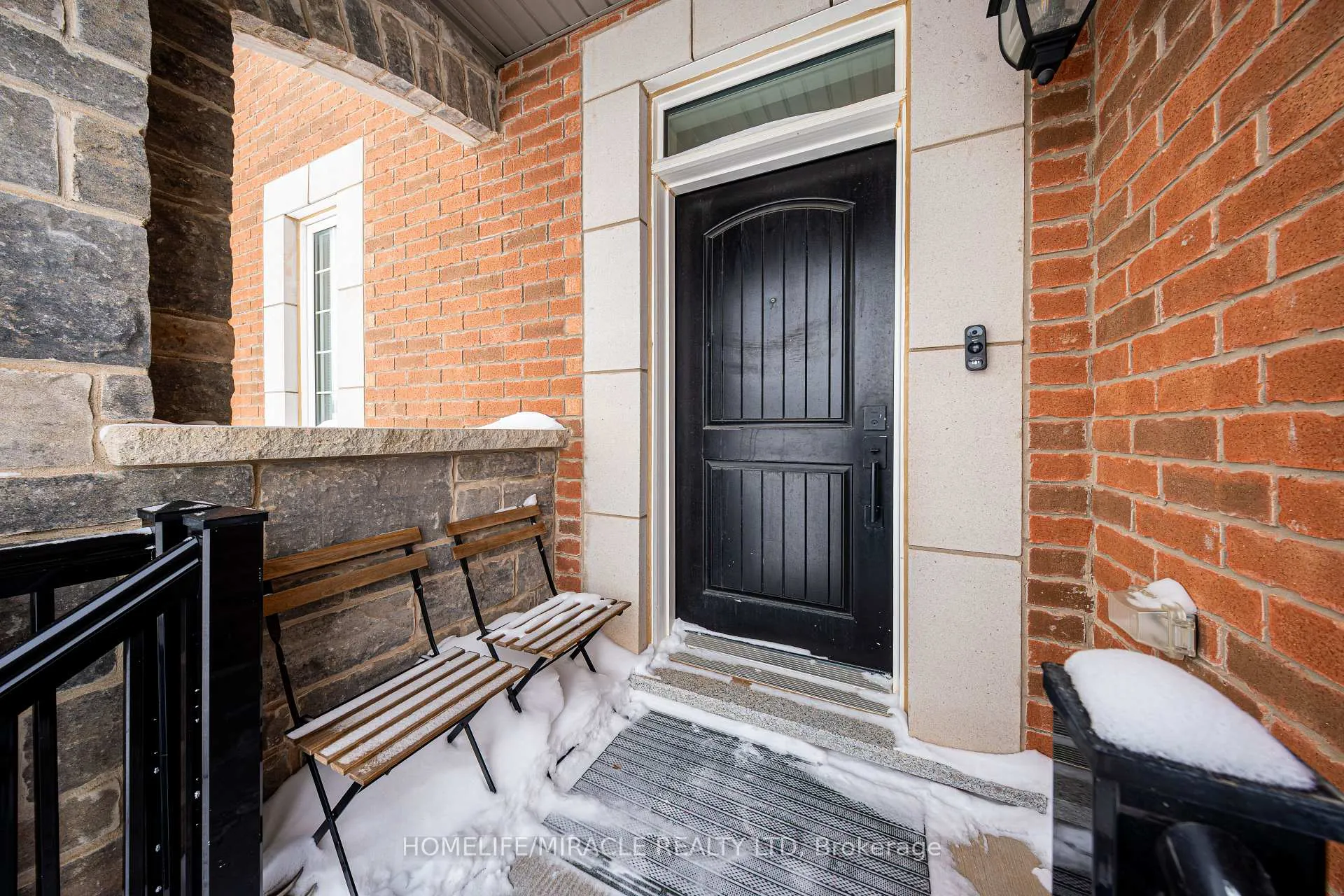 Photo 4 of 919 Ash Gate, Milton, Cobban — HOMEH