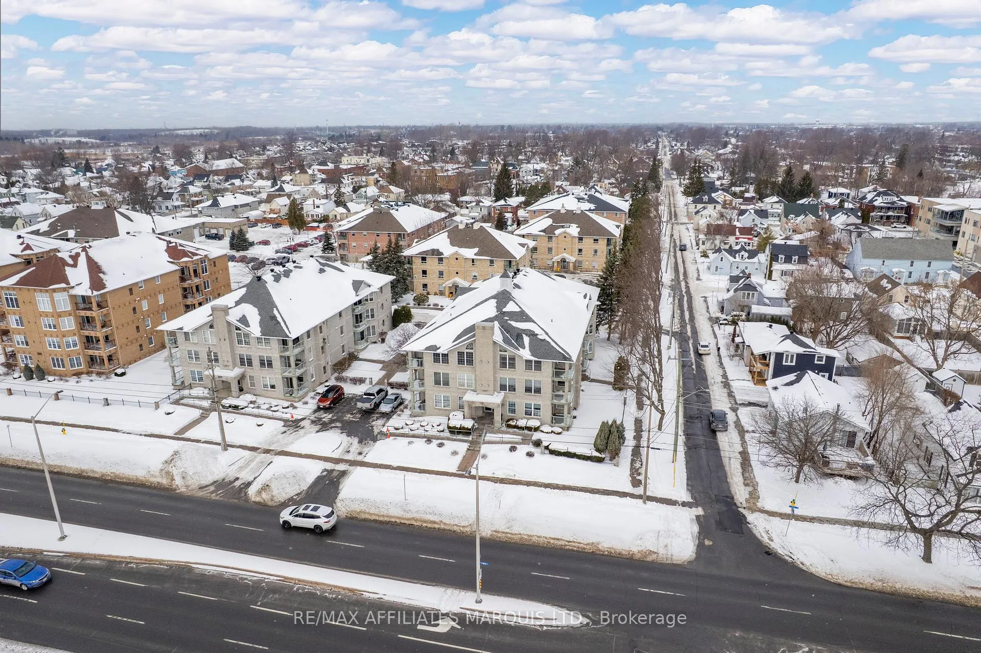 Photo 2 of Unit 304, 301 Water Street W, Cornwall — HOMEH