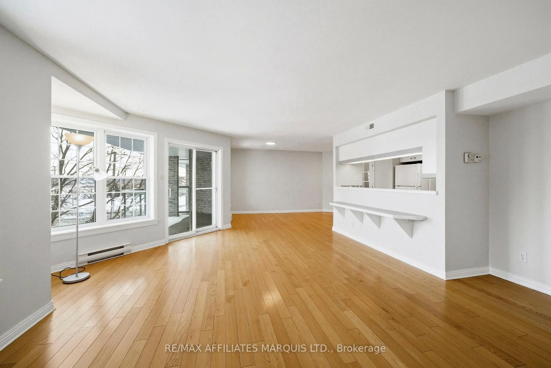 Photo 18 of Unit 304, 301 Water Street W, Cornwall — HOMEH