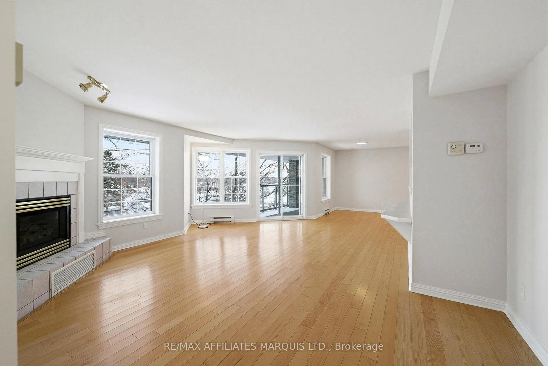 Photo 19 of Unit 304, 301 Water Street W, Cornwall — HOMEH