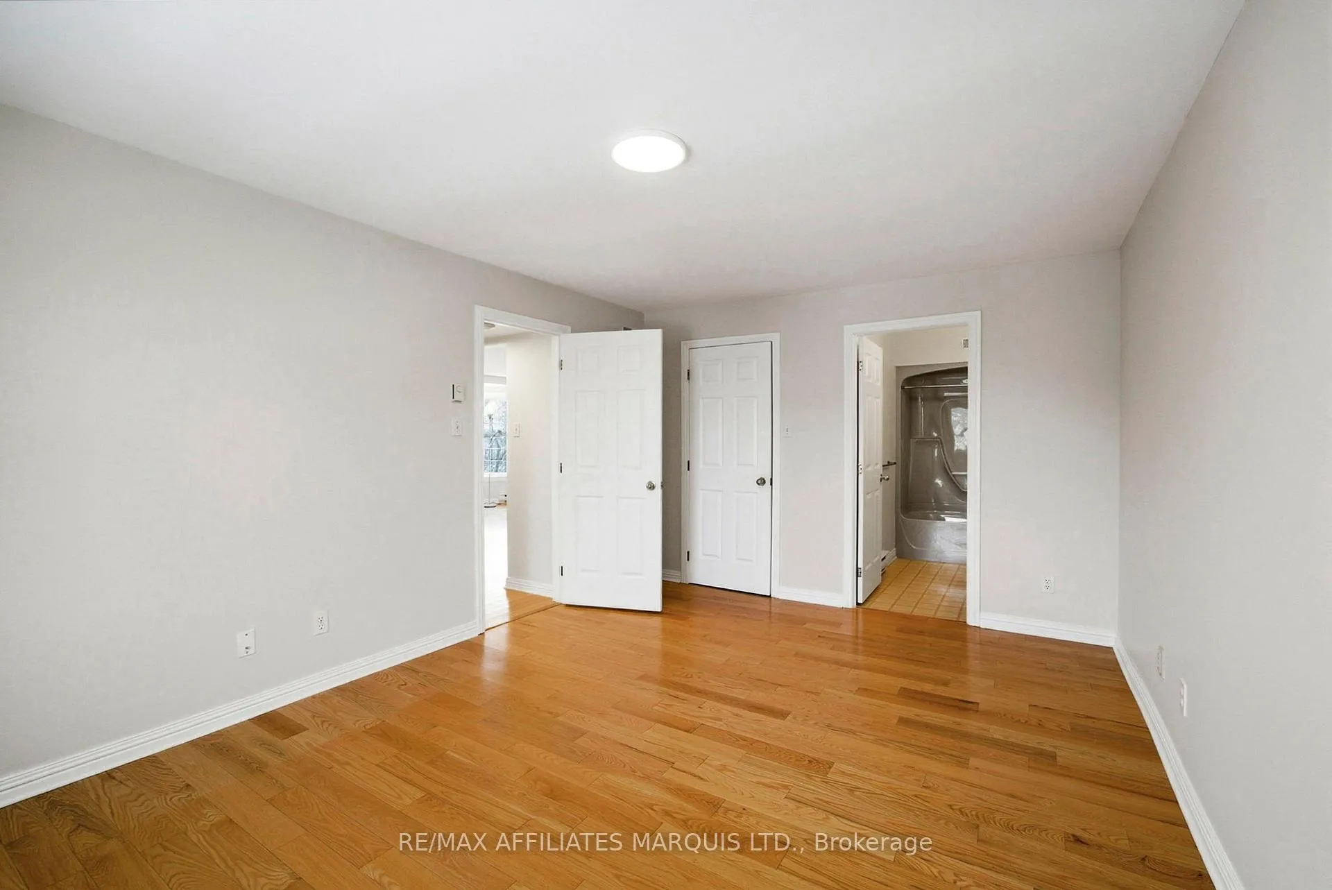 Photo 27 of Unit 304, 301 Water Street W, Cornwall — HOMEH