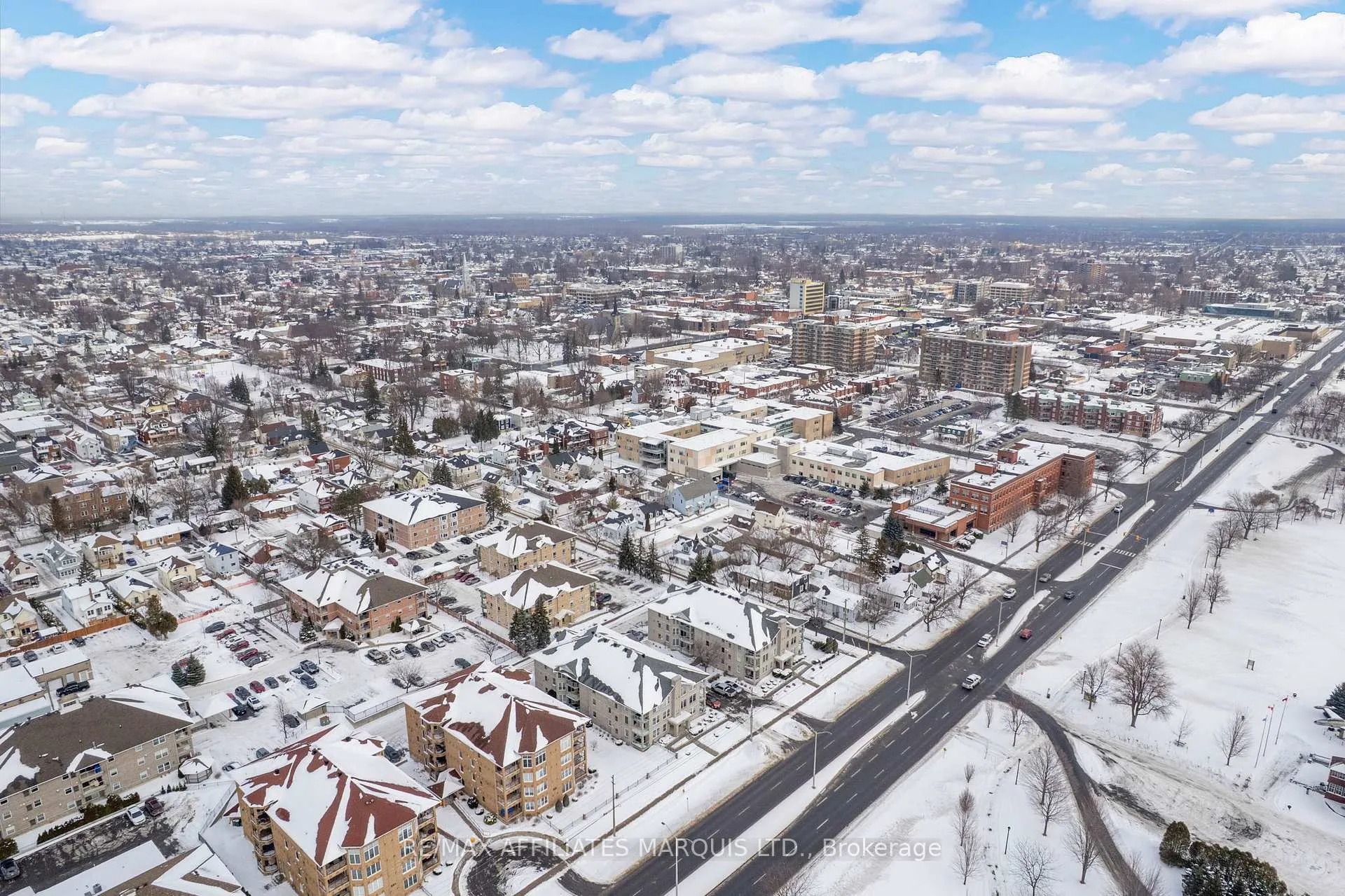 Photo 32 of Unit 304, 301 Water Street W, Cornwall — HOMEH