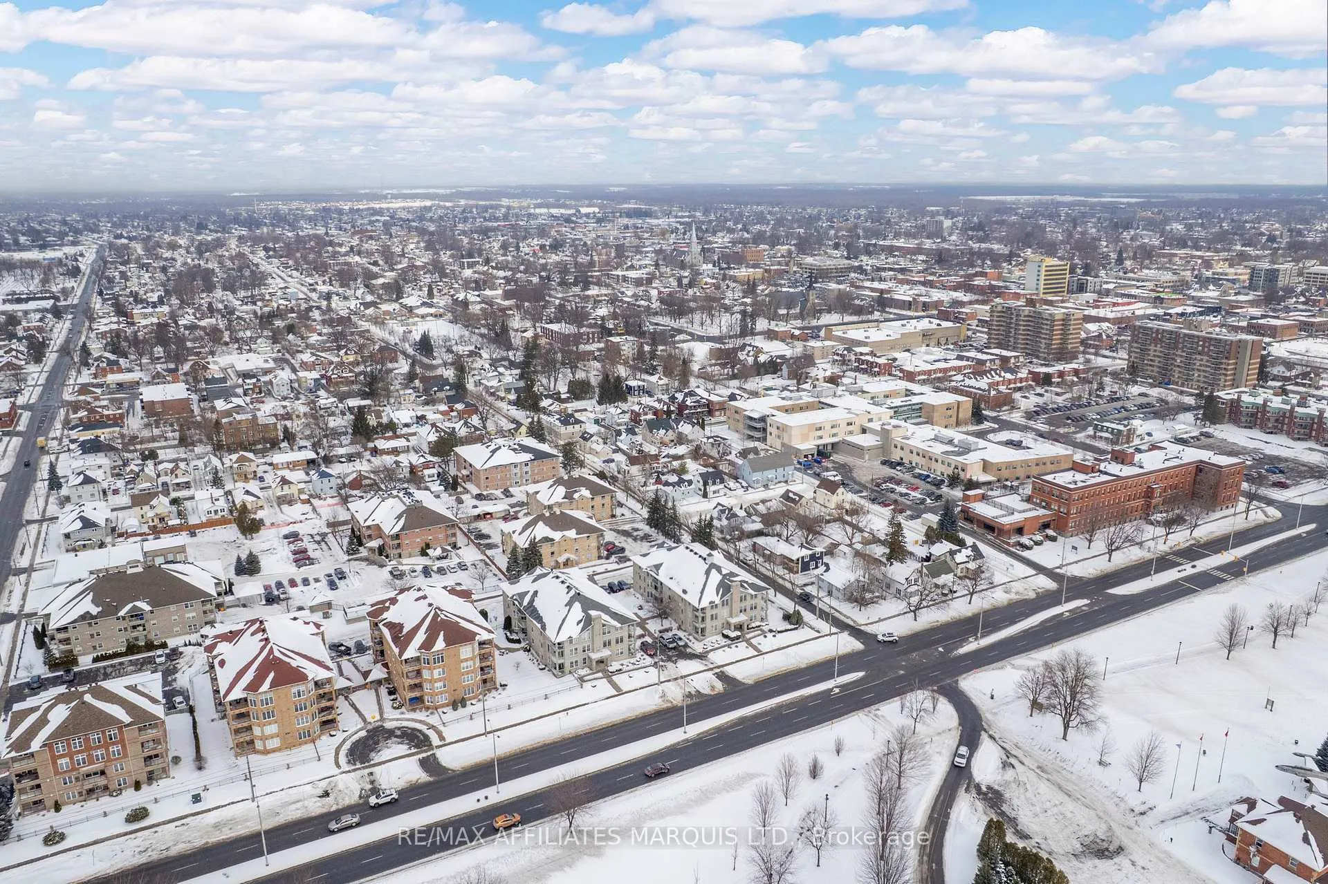 Photo 33 of Unit 304, 301 Water Street W, Cornwall — HOMEH