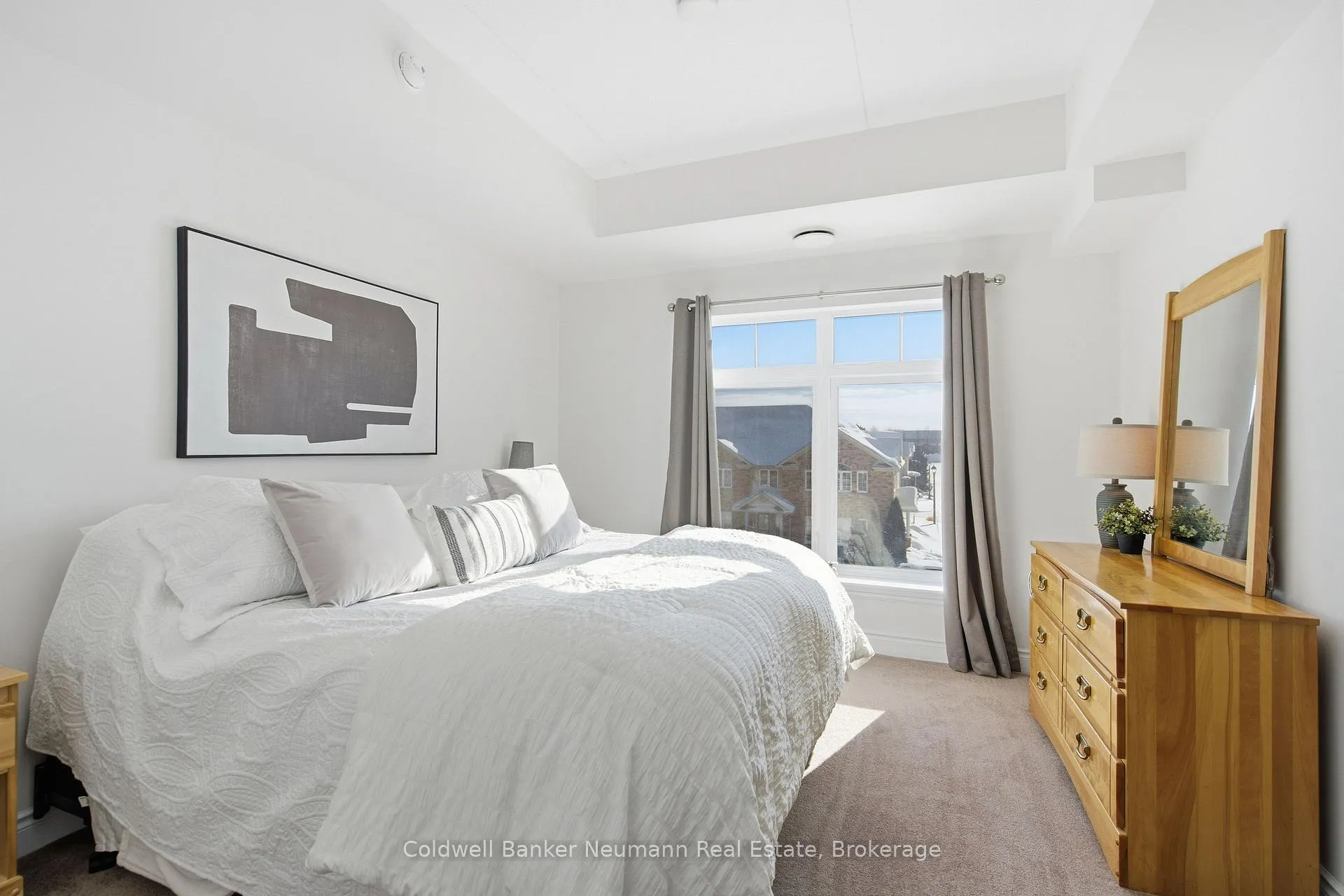 Photo 3 of Unit 311, 106 Bard Boulevard, Guelph, Pineridge/Westminster Woods — HOMEH