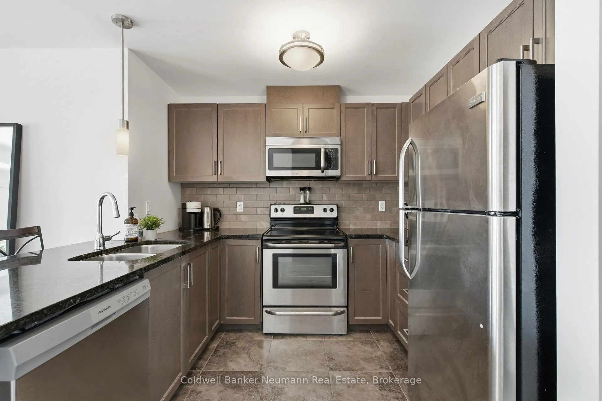 Photo 6 of Unit 311, 106 Bard Boulevard, Guelph, Pineridge/Westminster Woods — HOMEH