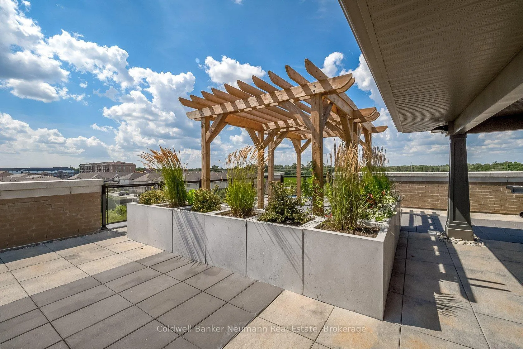 Photo 32 of Unit 311, 106 Bard Boulevard, Guelph, Pineridge/Westminster Woods — HOMEH