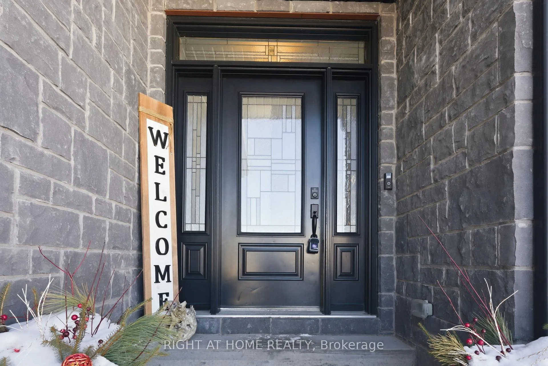 Photo 3 of 4 Rowan Place, Quinte West, Murray Ward — HOMEH