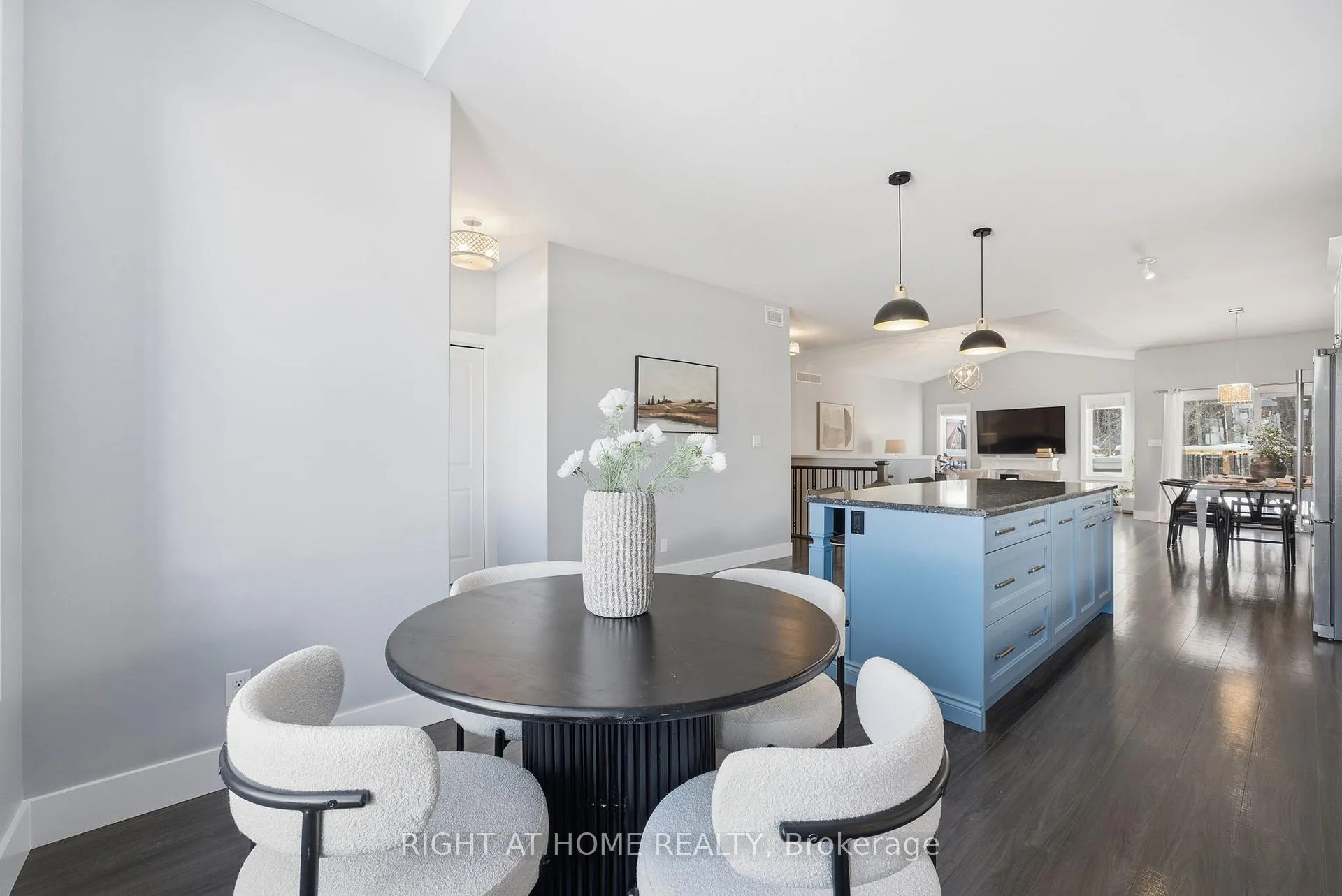 Photo 10 of 4 Rowan Place, Quinte West, Murray Ward — HOMEH