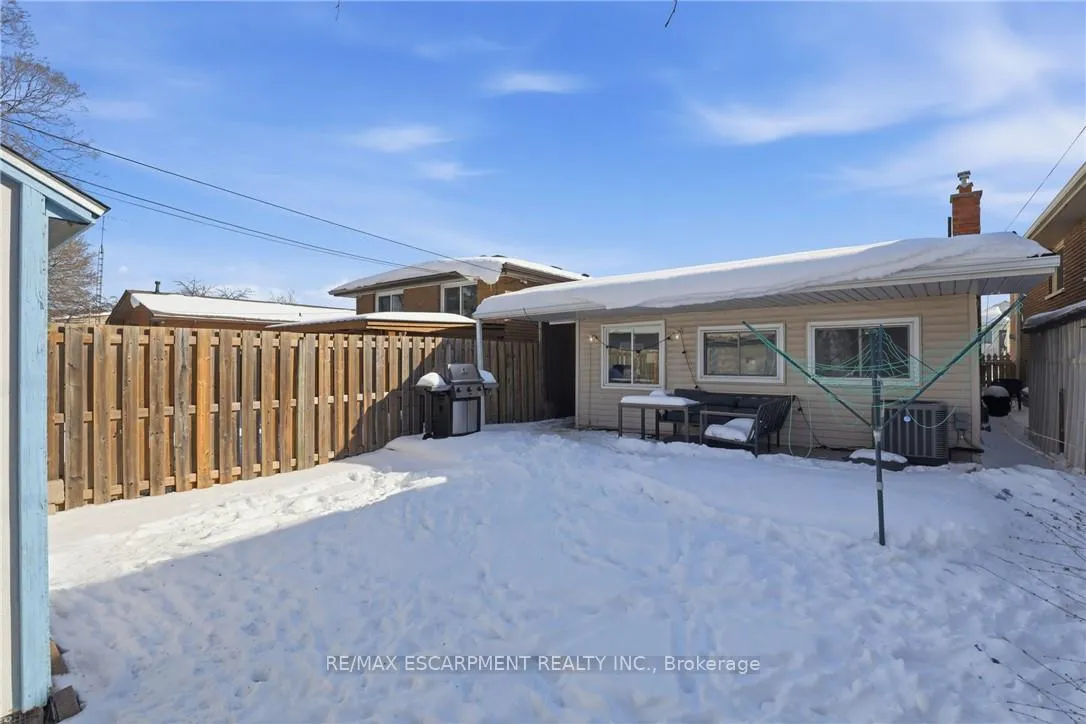 Photo 33 of 25 Delena Avenue N, Hamilton, McQuesten — HOMEH