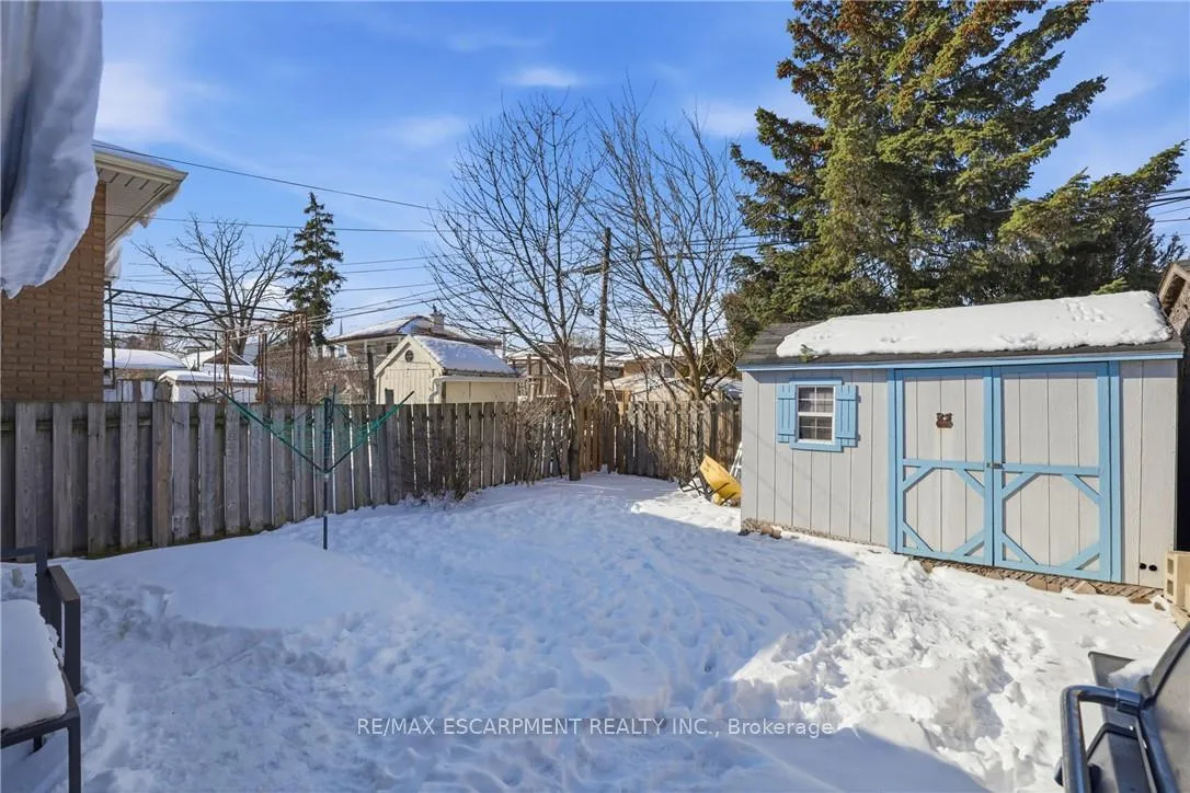 Photo 35 of 25 Delena Avenue N, Hamilton, McQuesten — HOMEH