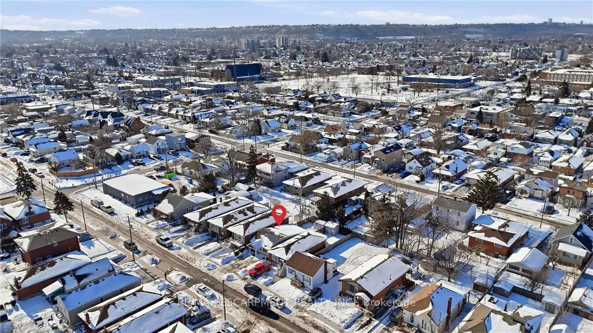 Photo 43 of 25 Delena Avenue N, Hamilton, McQuesten — HOMEH