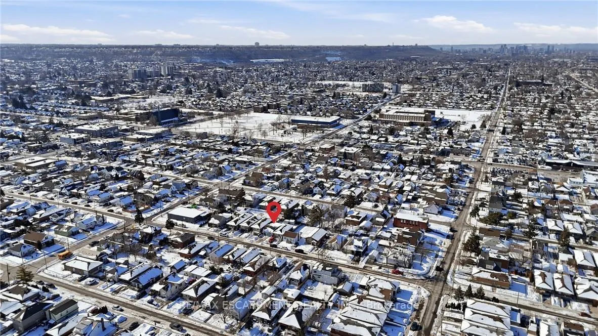 Photo 44 of 25 Delena Avenue N, Hamilton, McQuesten — HOMEH