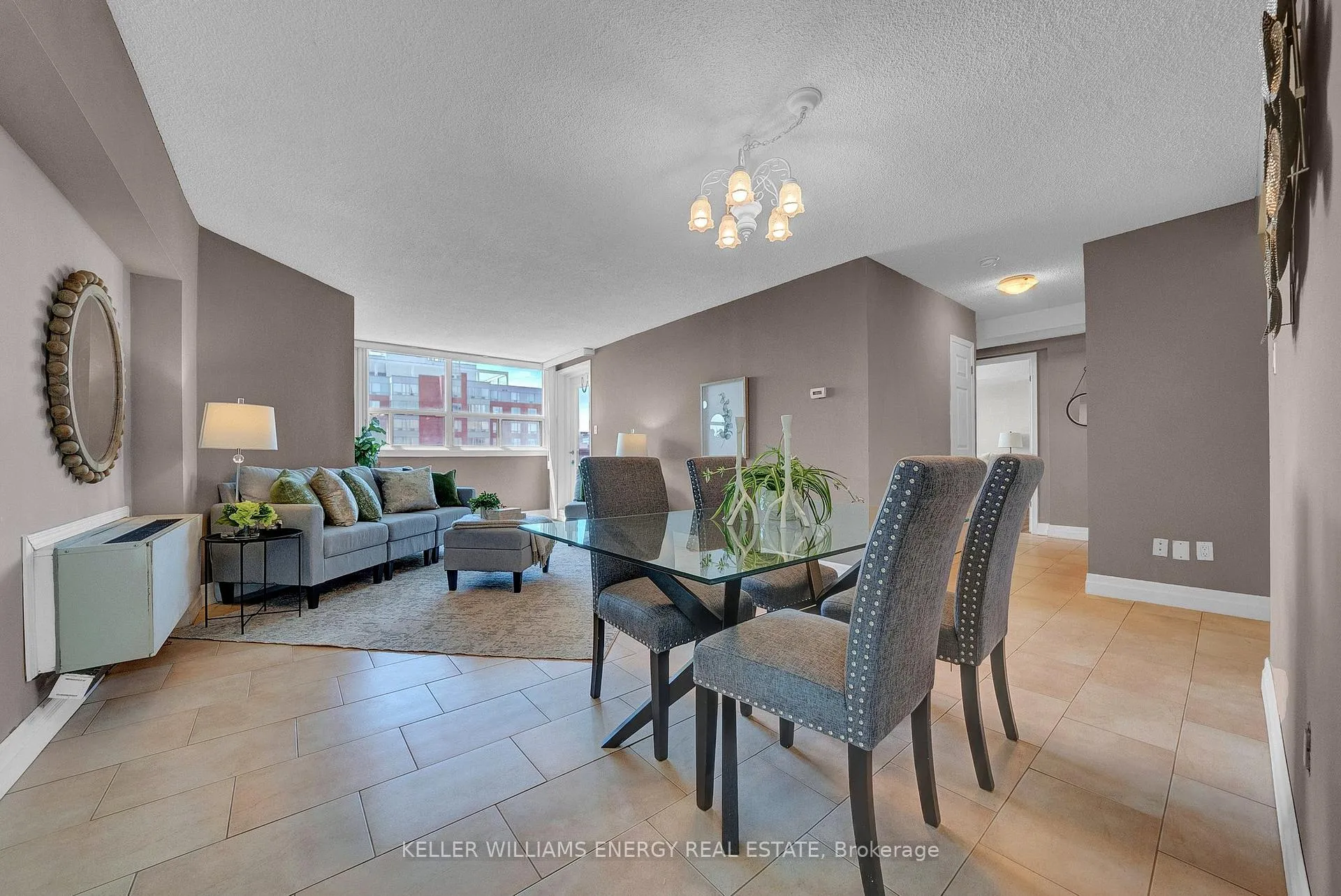 Photo 2 of Unit 302, 80 Athol Street E, Oshawa, Central — HOMEH