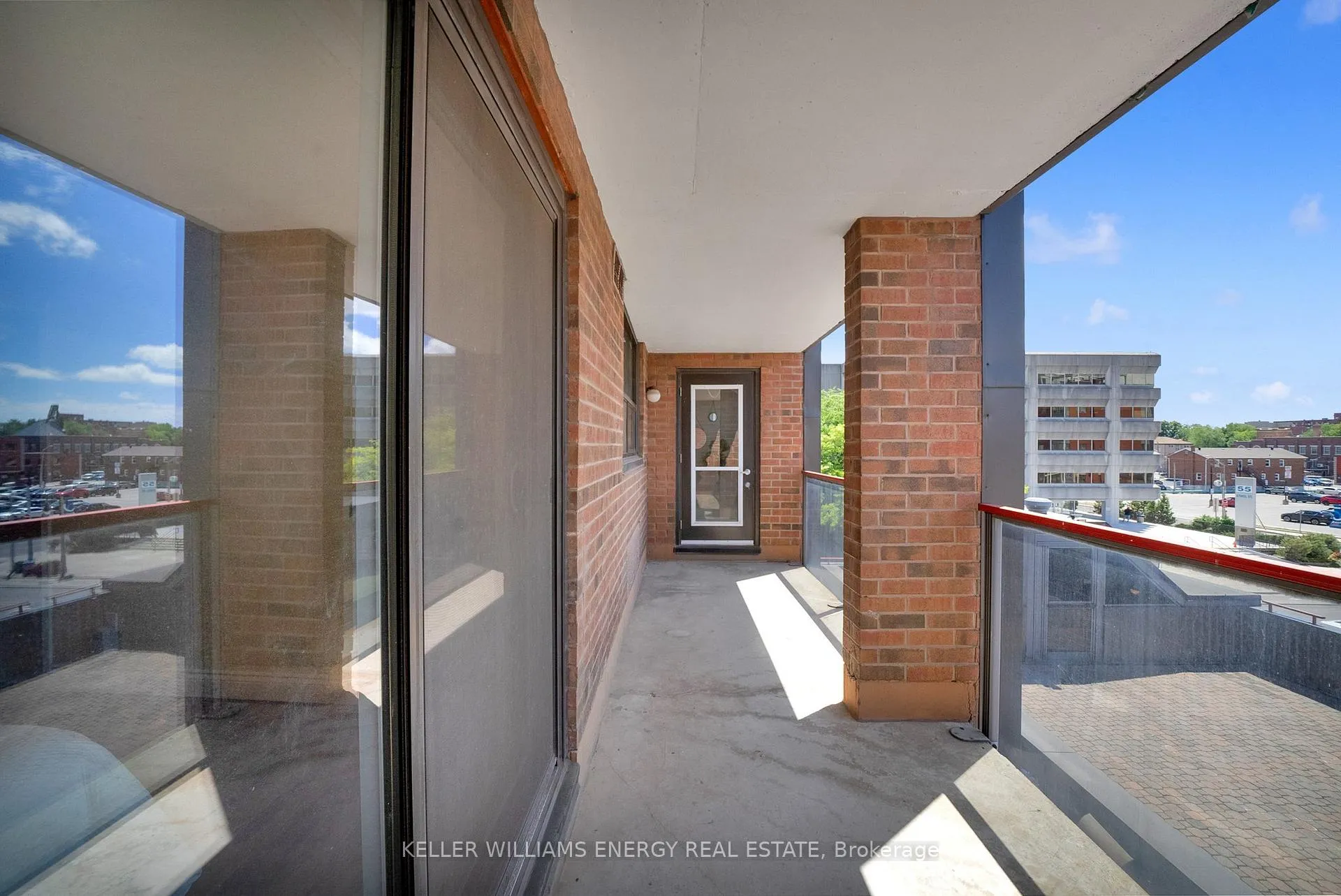 Photo 14 of Unit 302, 80 Athol Street E, Oshawa, Central — HOMEH