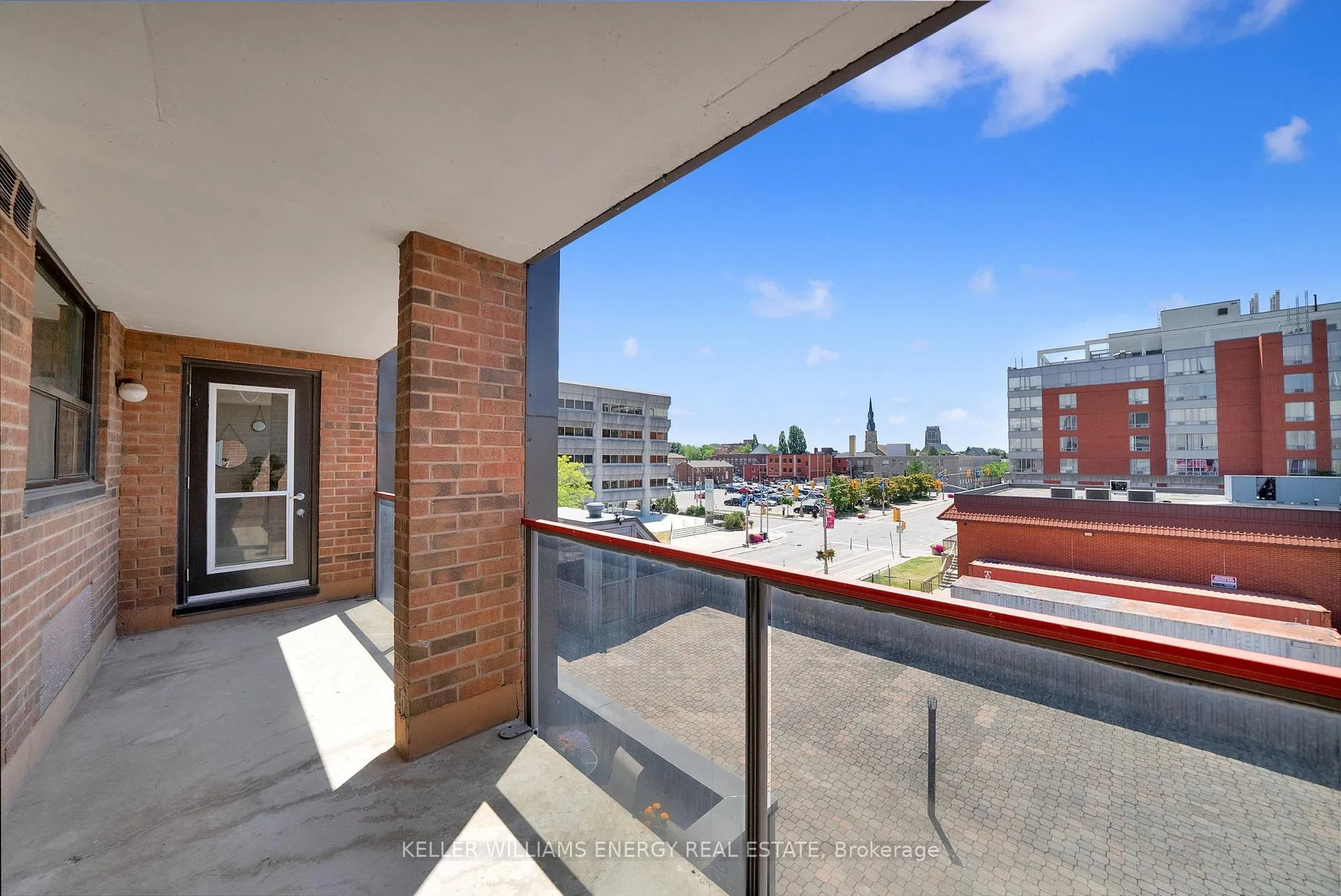 Photo 17 of Unit 302, 80 Athol Street E, Oshawa, Central — HOMEH