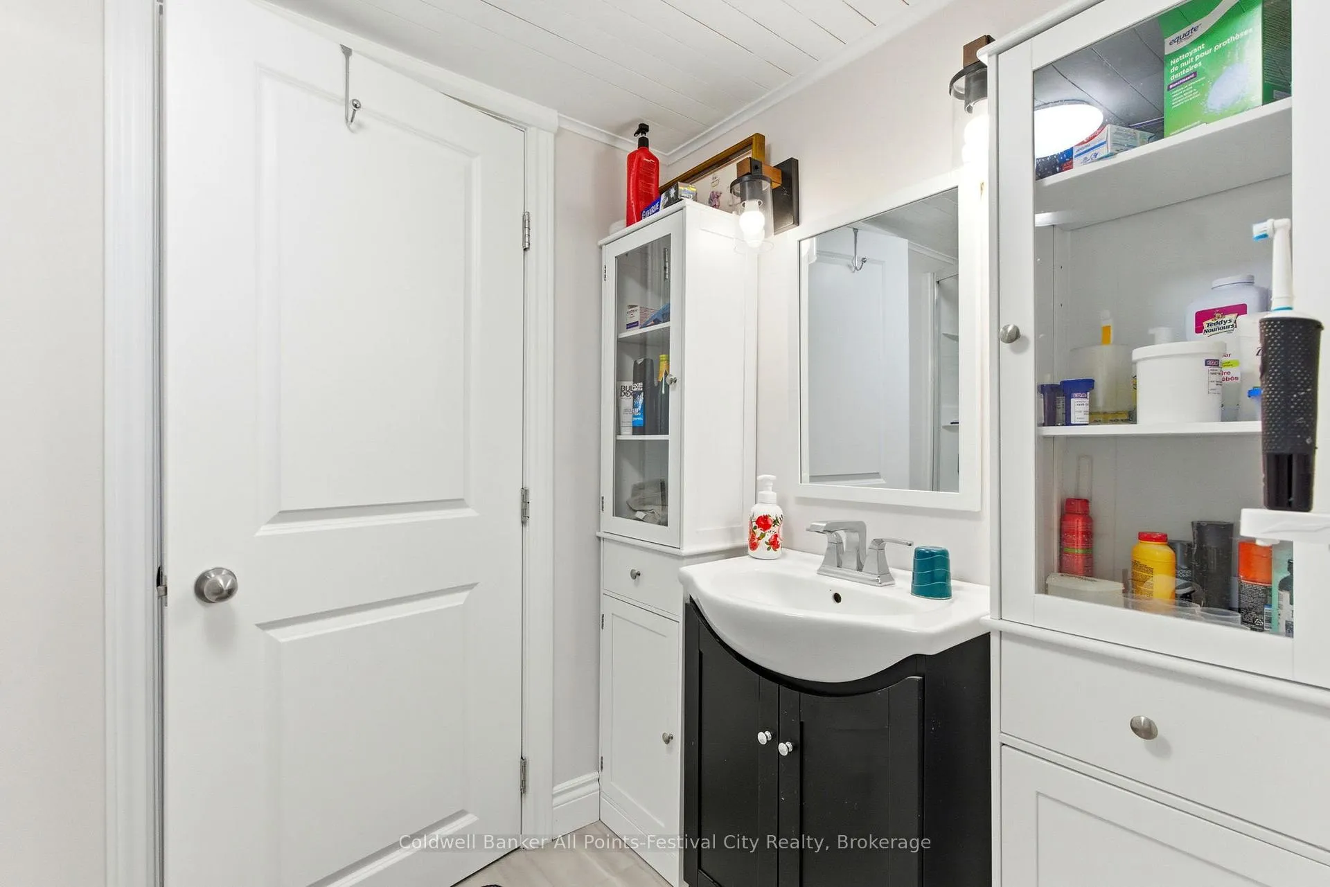 Photo 21 of 202 Bennett Street W, Goderich, Goderich (Town) — HOMEH