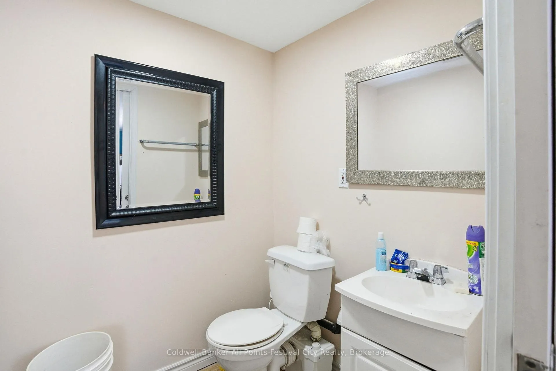 Photo 28 of 202 Bennett Street W, Goderich, Goderich (Town) — HOMEH