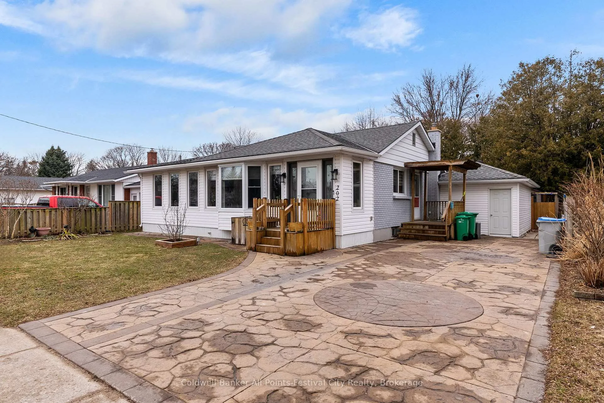 Photo 31 of 202 Bennett Street W, Goderich, Goderich (Town) — HOMEH