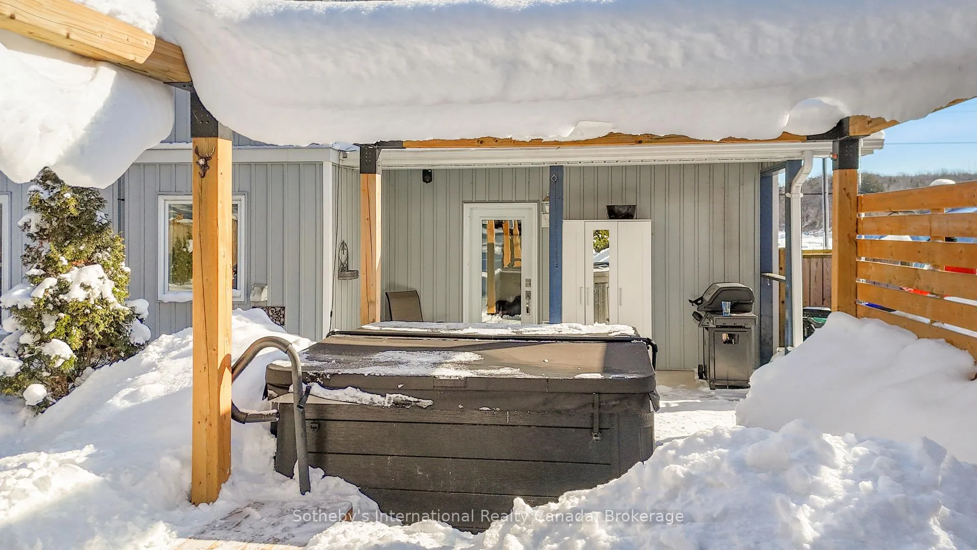 Photo 35 of 604 Champlain Road, Tiny, Rural Tiny — HOMEH
