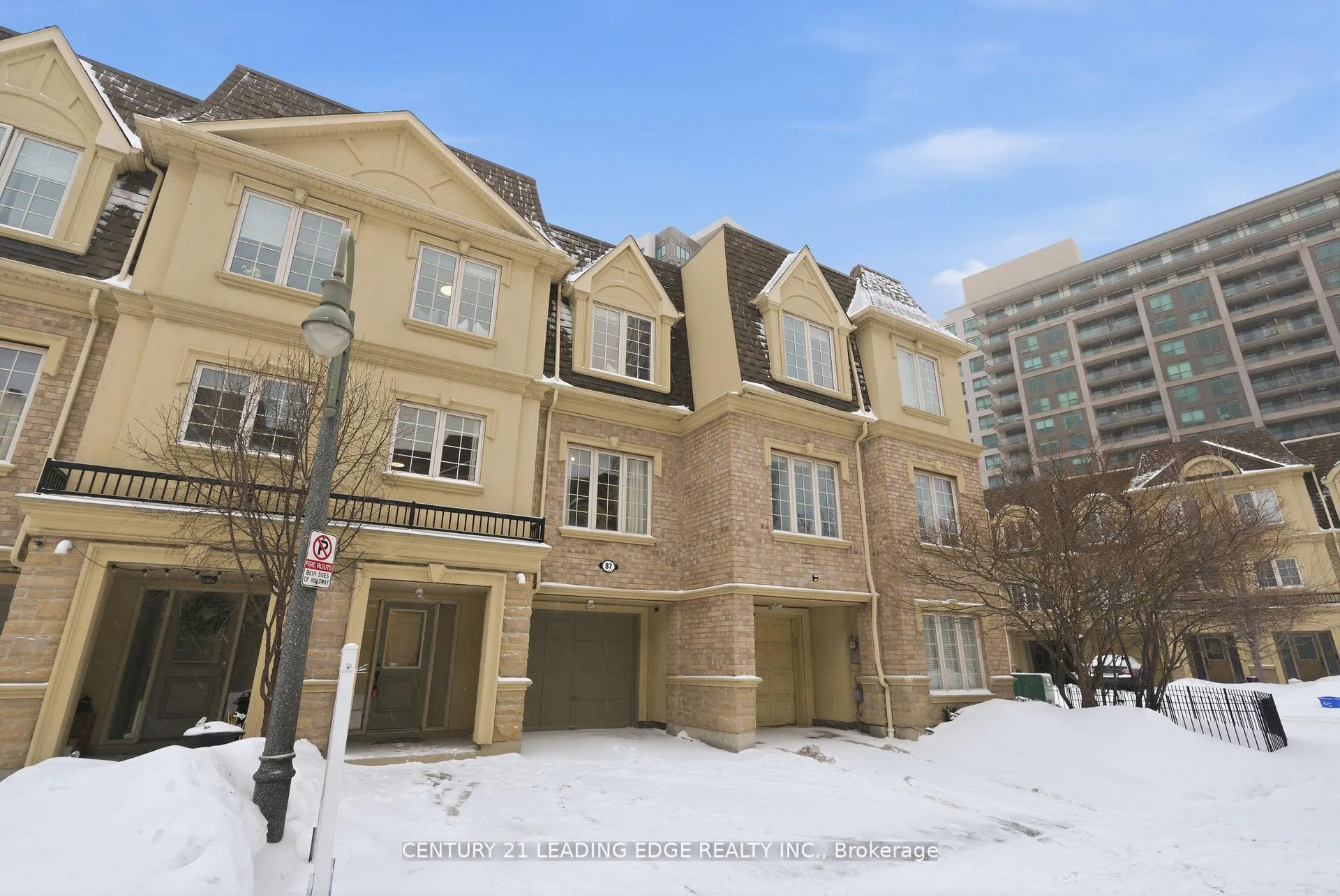 Photo 3 of Unit 87, 1250 St. Martins Drive, Pickering, Bay Ridges — HOMEH