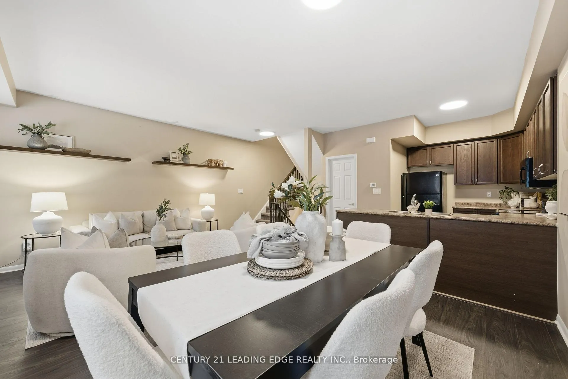 Photo 11 of Unit 87, 1250 St. Martins Drive, Pickering, Bay Ridges — HOMEH