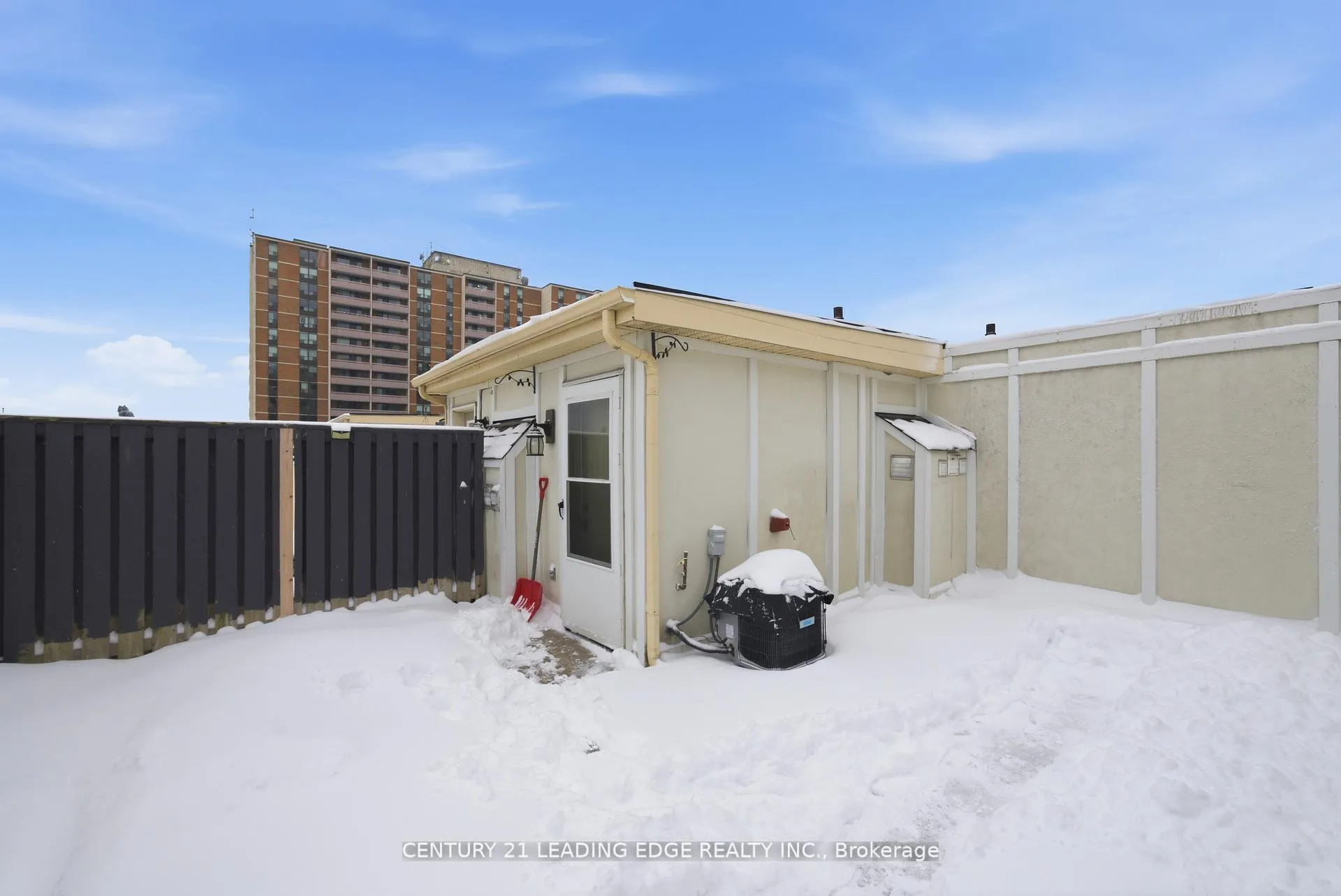 Photo 25 of Unit 87, 1250 St. Martins Drive, Pickering, Bay Ridges — HOMEH