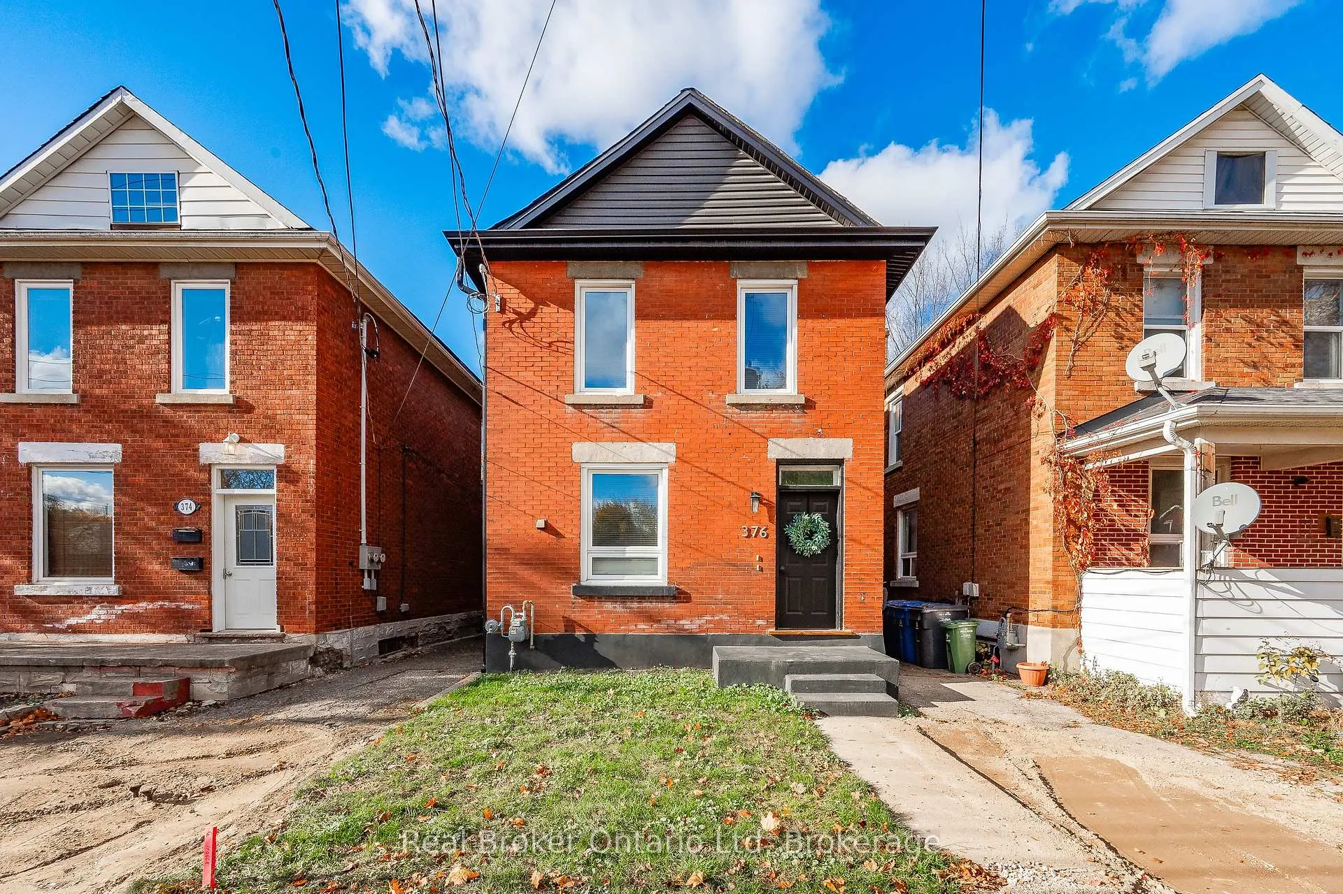 Photo 1 of 376 York Road, Guelph, St. Patrick's Ward — HOMEH