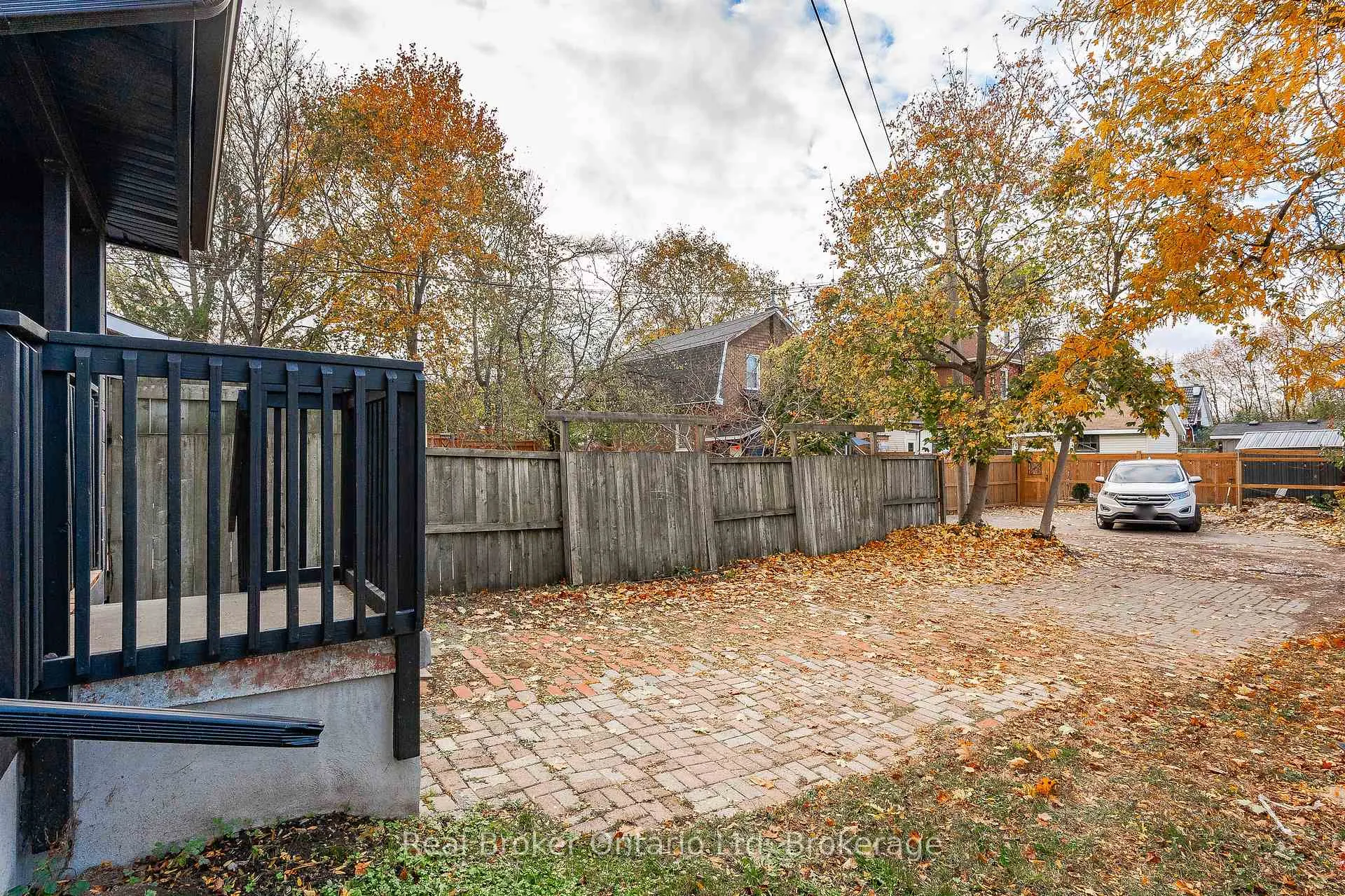Photo 19 of 376 York Road, Guelph, St. Patrick's Ward — HOMEH