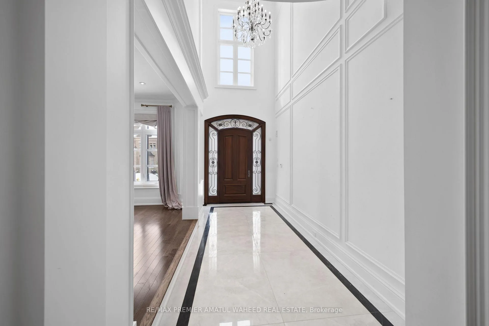 Photo 6 of 88 Silver Sterling Crescent, Vaughan, Vellore Village — HOMEH