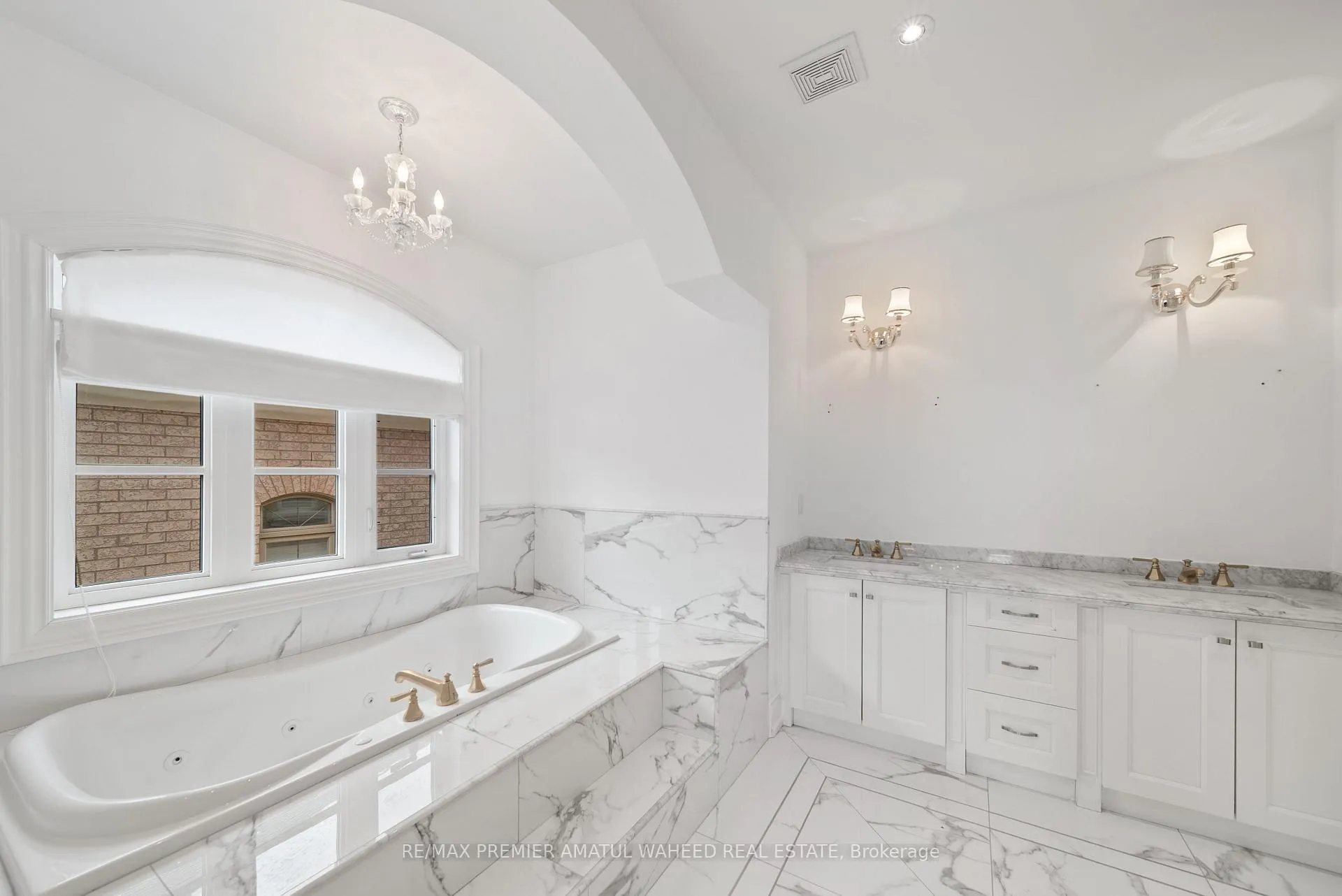 Photo 41 of 88 Silver Sterling Crescent, Vaughan, Vellore Village — HOMEH