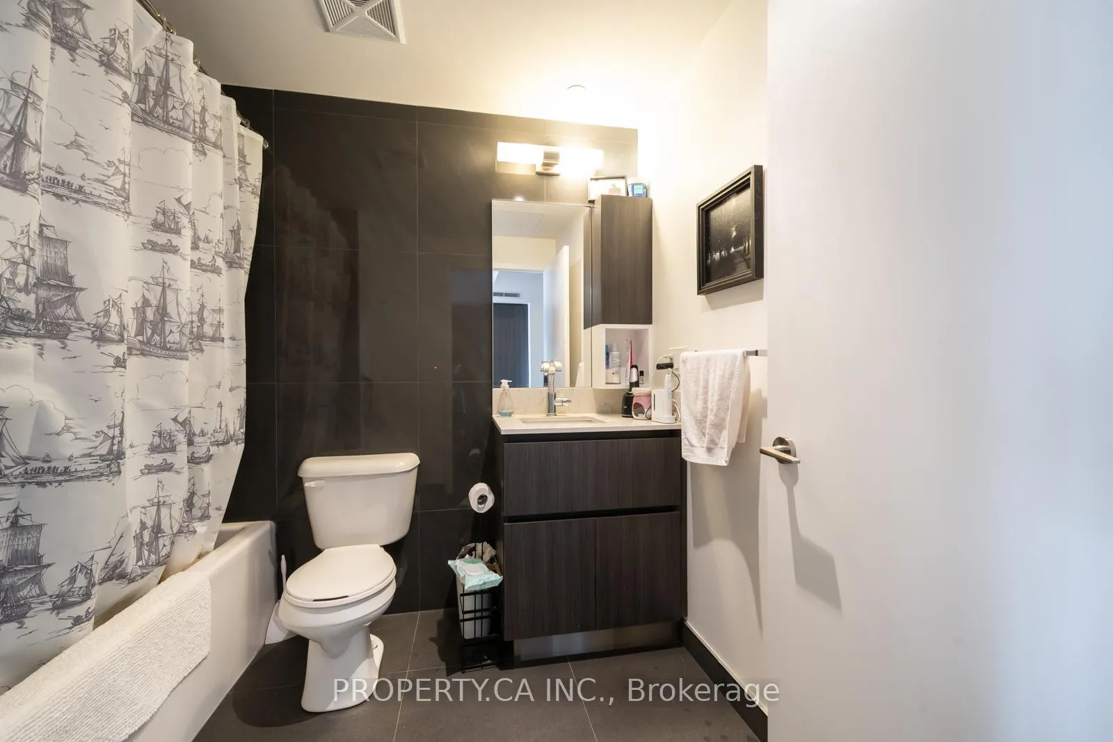Photo 8 of Unit 530, 30 Baseball Place, Toronto, South Riverdale — HOMEH