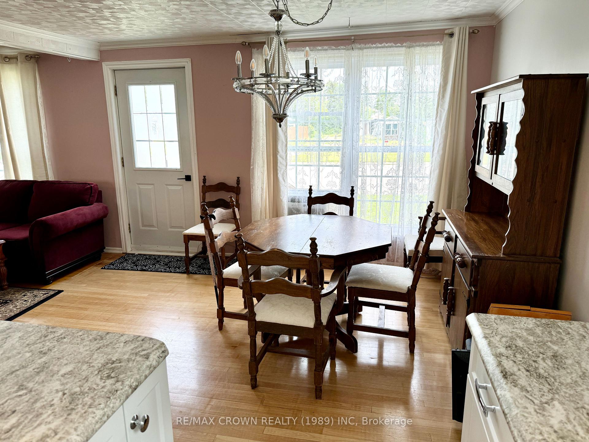 Photo 10 of 42 King Street, Kapuskasing — HOMEH