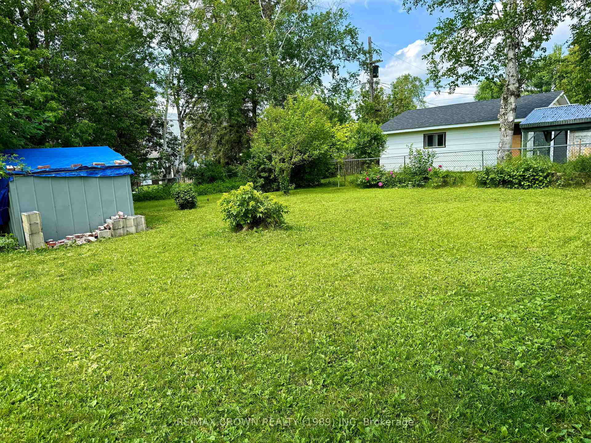 Photo 46 of 42 King Street, Kapuskasing — HOMEH