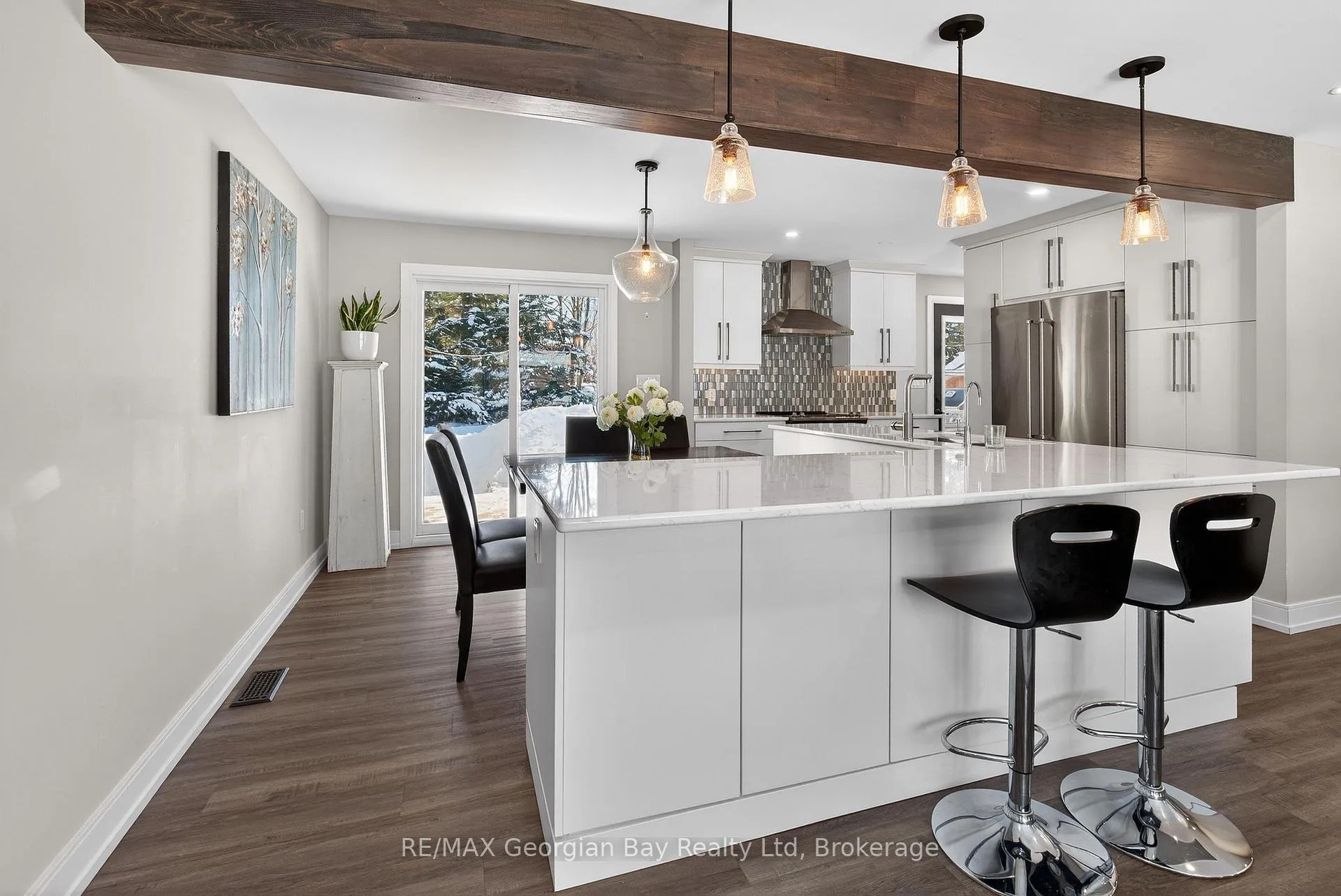 Photo 10 of 303 Seventh Street E, Midland — HOMEH