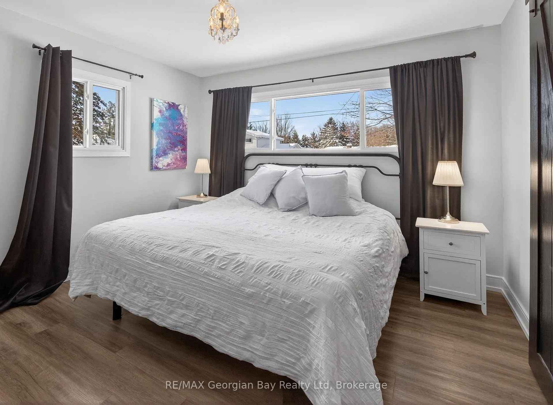 Photo 13 of 303 Seventh Street E, Midland — HOMEH