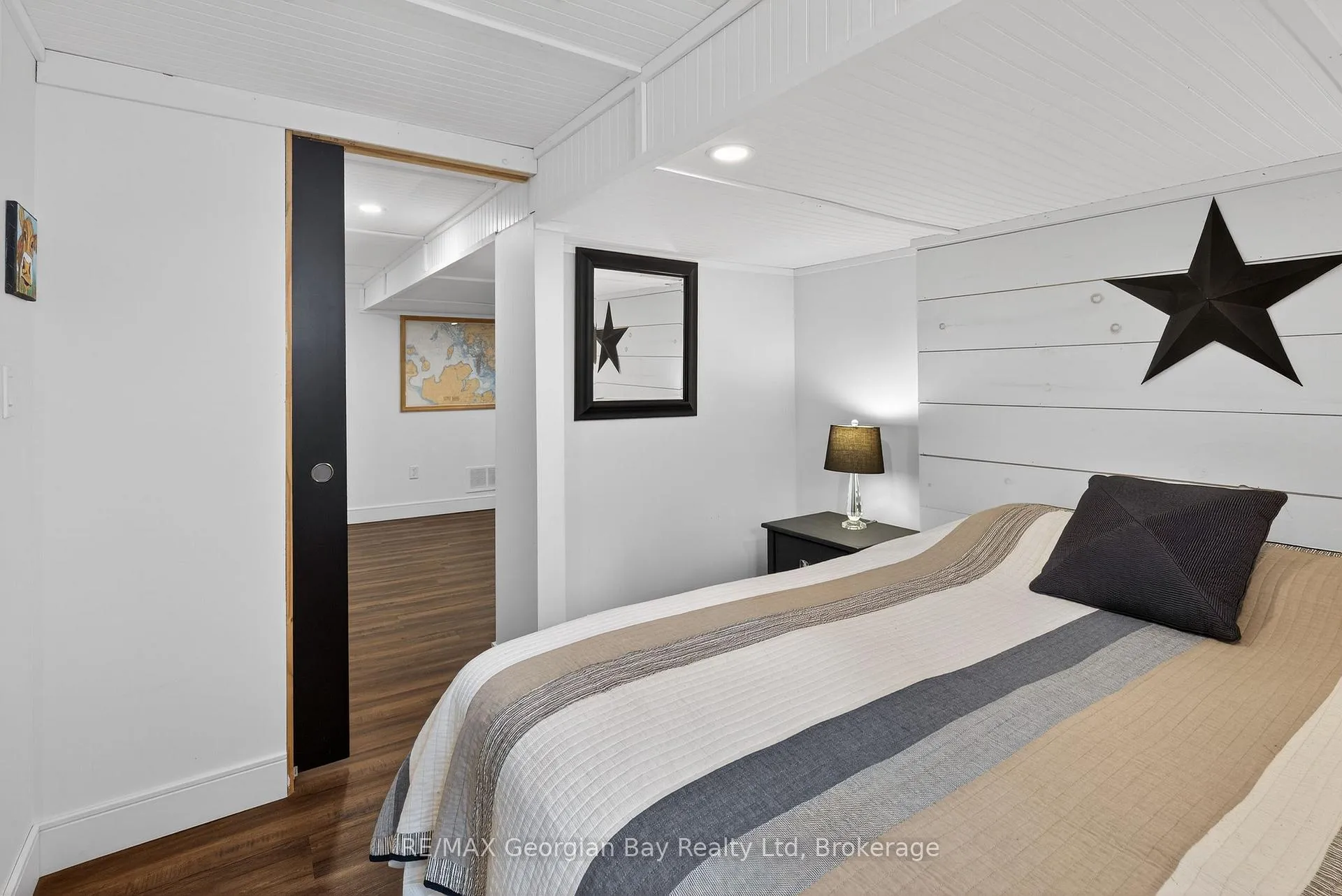 Photo 26 of 303 Seventh Street E, Midland — HOMEH