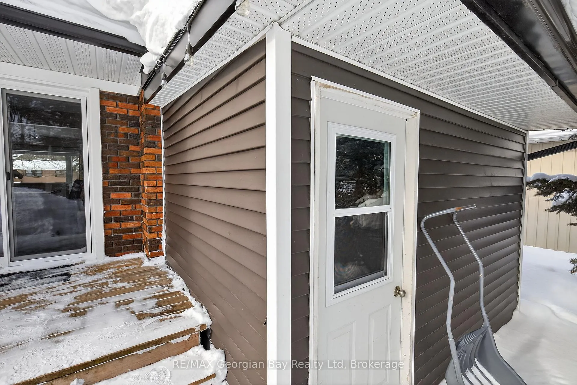 Photo 30 of 303 Seventh Street E, Midland — HOMEH