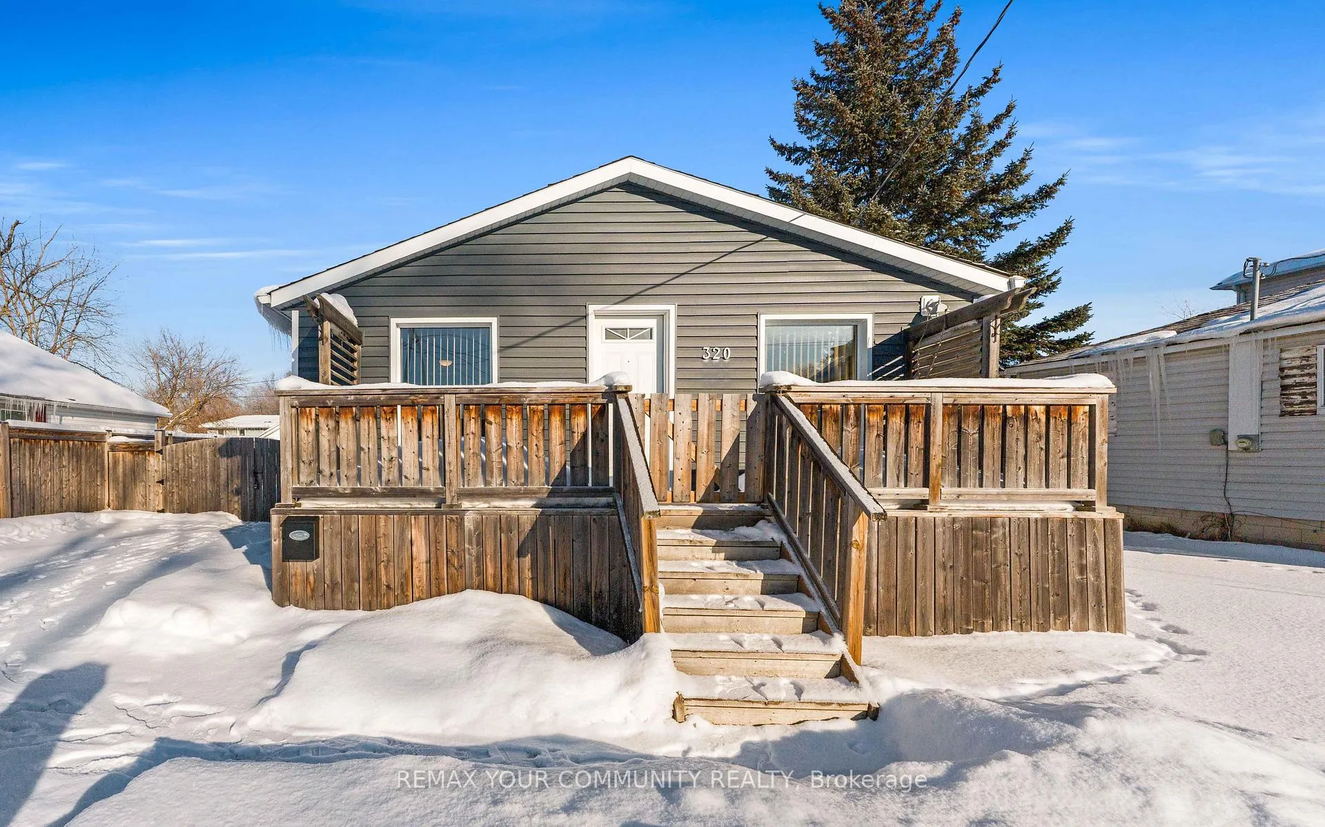 Photo 6 of 320 Pasadena Drive, Georgina, Keswick South — HOMEH