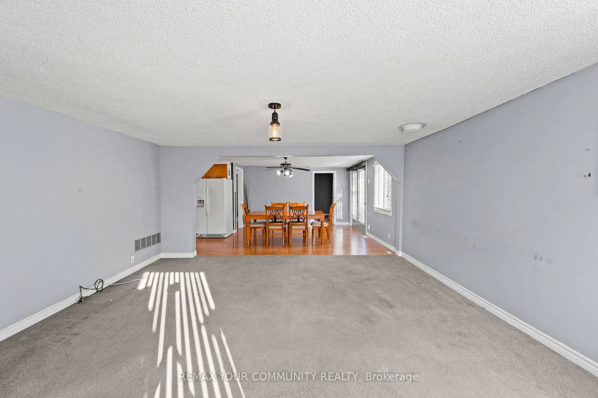 Photo 9 of 320 Pasadena Drive, Georgina, Keswick South — HOMEH