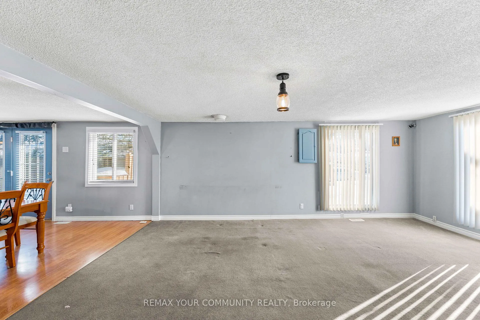 Photo 10 of 320 Pasadena Drive, Georgina, Keswick South — HOMEH