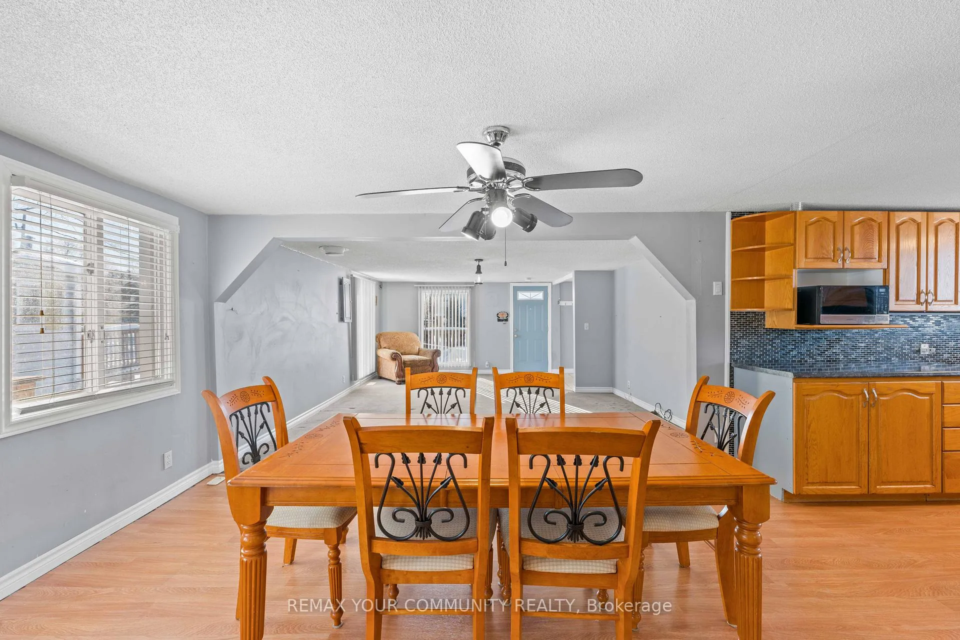 Photo 14 of 320 Pasadena Drive, Georgina, Keswick South — HOMEH