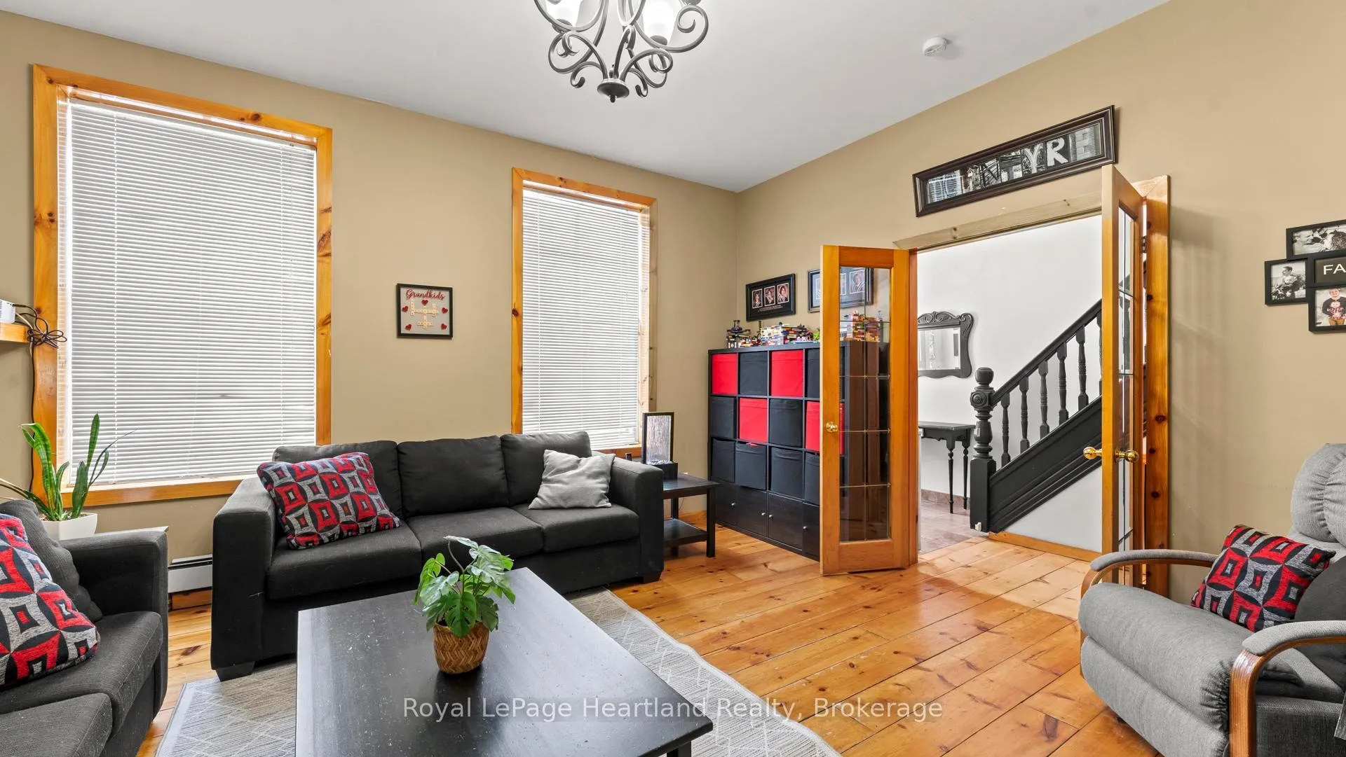 Photo 9 of 162 Wellington Street S, Goderich, Goderich (Town) — HOMEH