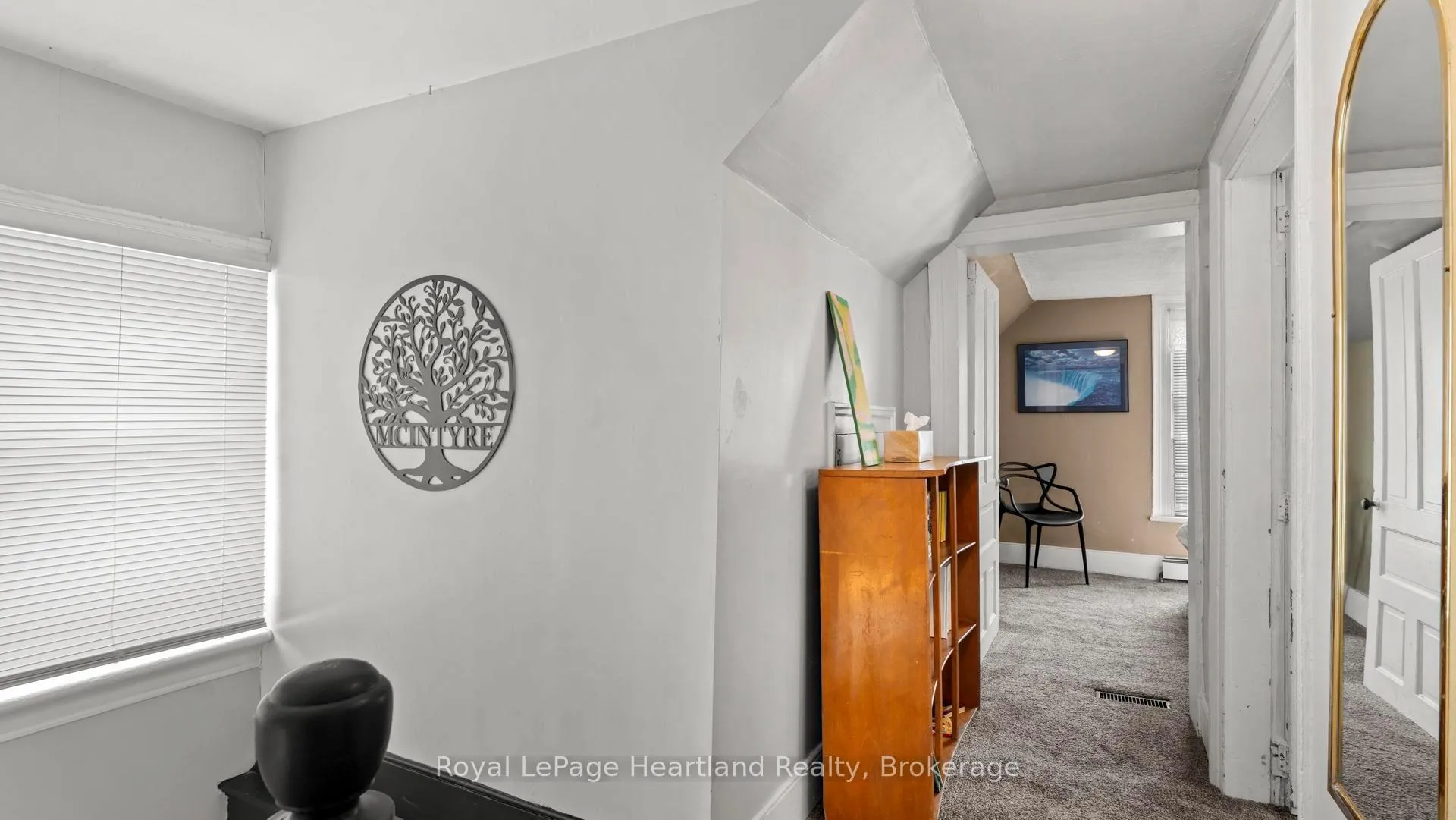 Photo 26 of 162 Wellington Street S, Goderich, Goderich (Town) — HOMEH