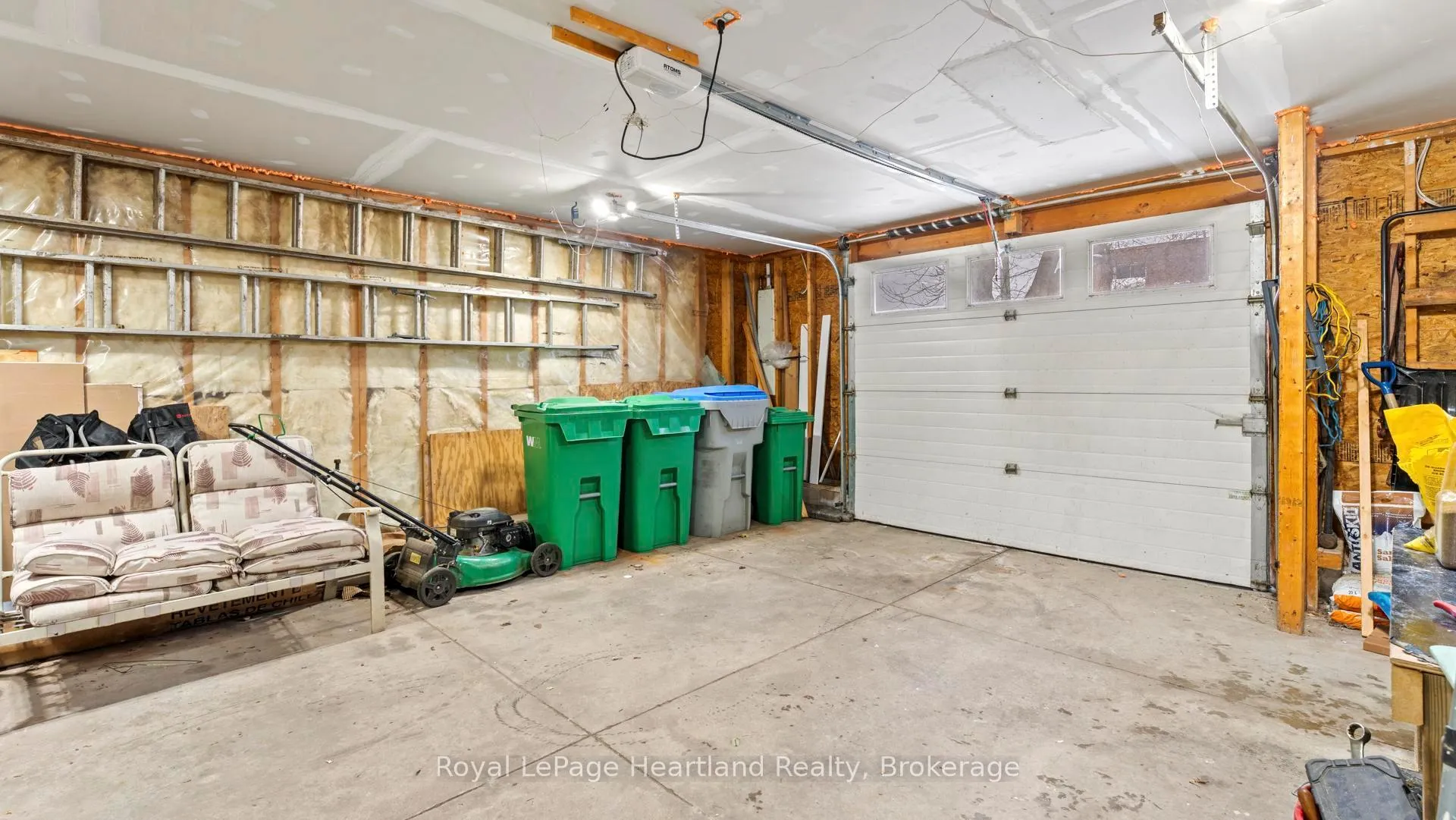 Photo 34 of 162 Wellington Street S, Goderich, Goderich (Town) — HOMEH