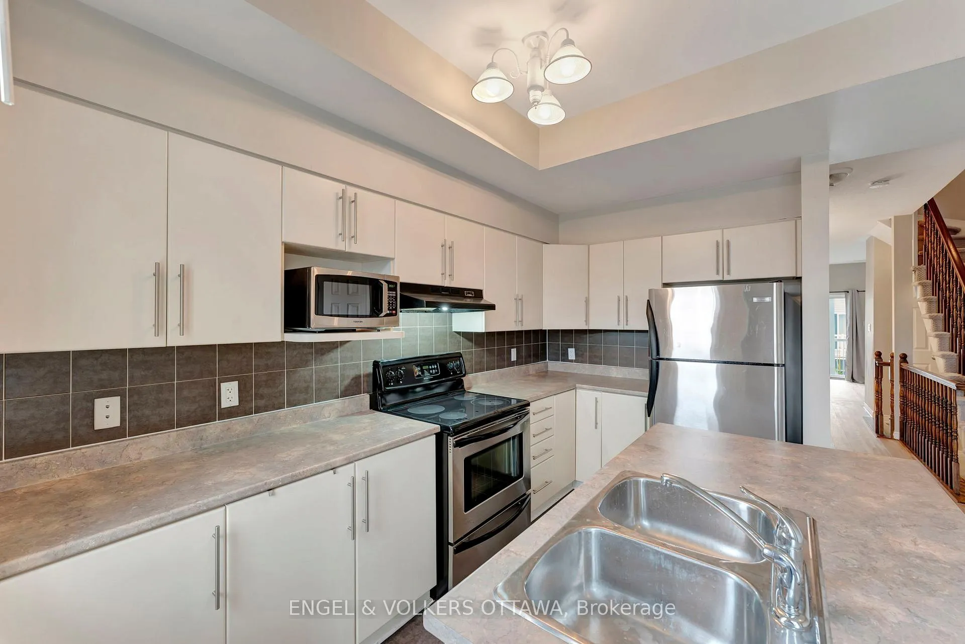Photo 17 of Unit 33, 949 Cummings Avenue, Ottawa, Cyrville — HOMEH